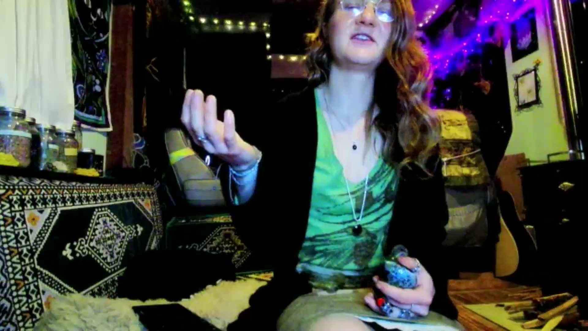 Gallery image thumbnail from Effykitty420's myfreecams stream on, 02/03/2025, 11:20 image 12 of 20