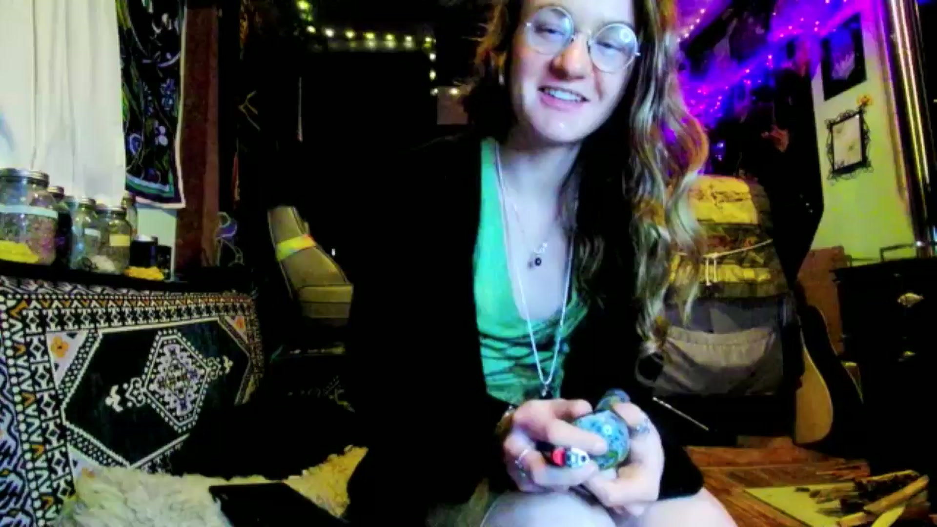 Gallery image thumbnail from Effykitty420's myfreecams stream on, 02/03/2025, 11:20 image 1 of 20