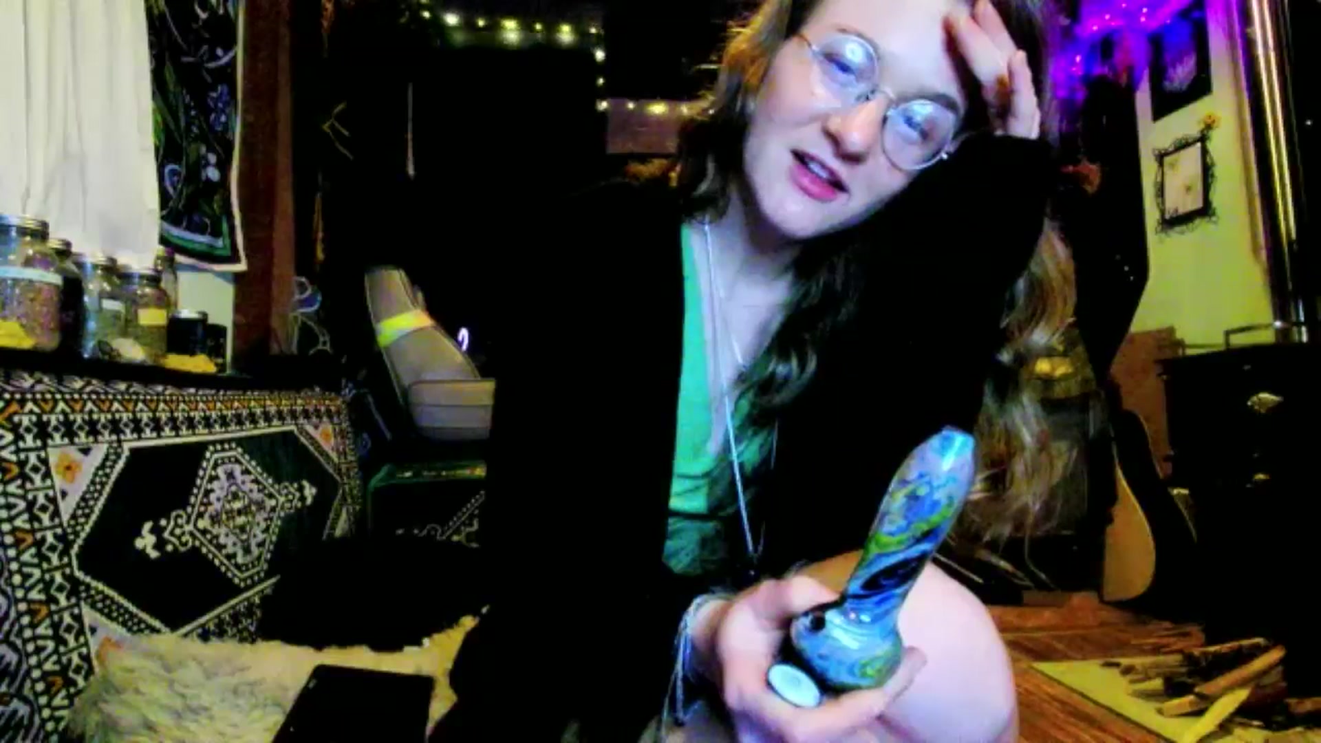 Gallery image thumbnail from Effykitty420's myfreecams stream on, 02/03/2025, 11:20 image 15 of 20