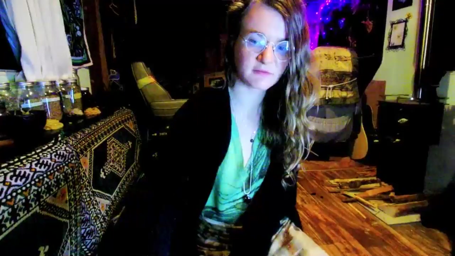 Gallery image thumbnail from Effykitty420's myfreecams stream on, 02/03/2025, 12:27 image 17 of 20