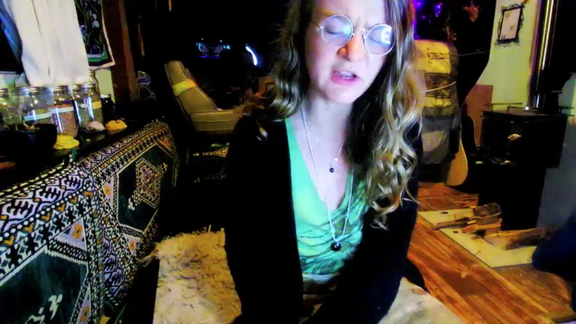 Gallery image thumbnail from Effykitty420's myfreecams stream on, 02/03/2025, 12:27 image 4 of 20