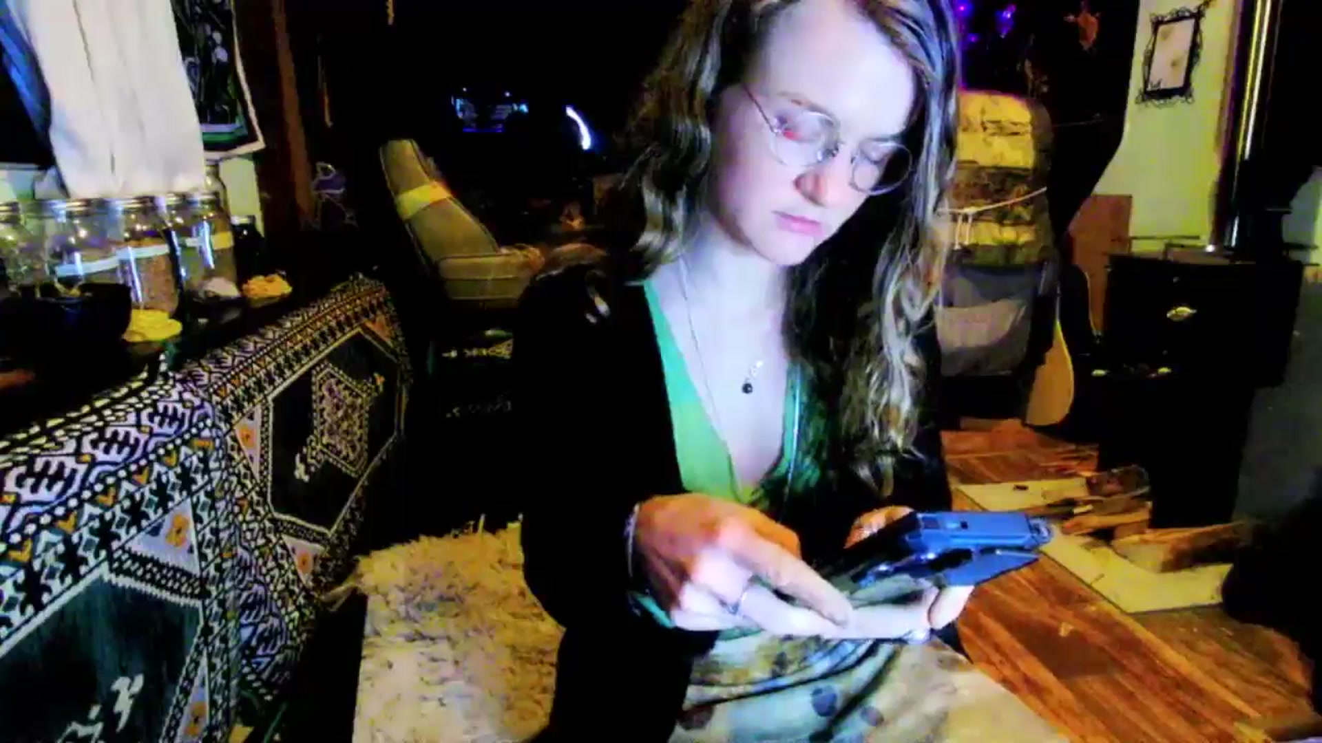 Gallery image thumbnail from Effykitty420's myfreecams stream on, 02/03/2025, 12:27 image 5 of 20