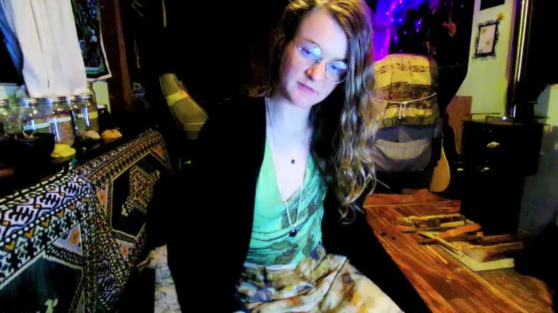 Gallery image thumbnail from Effykitty420's myfreecams stream on, 02/03/2025, 12:27 image 16 of 20