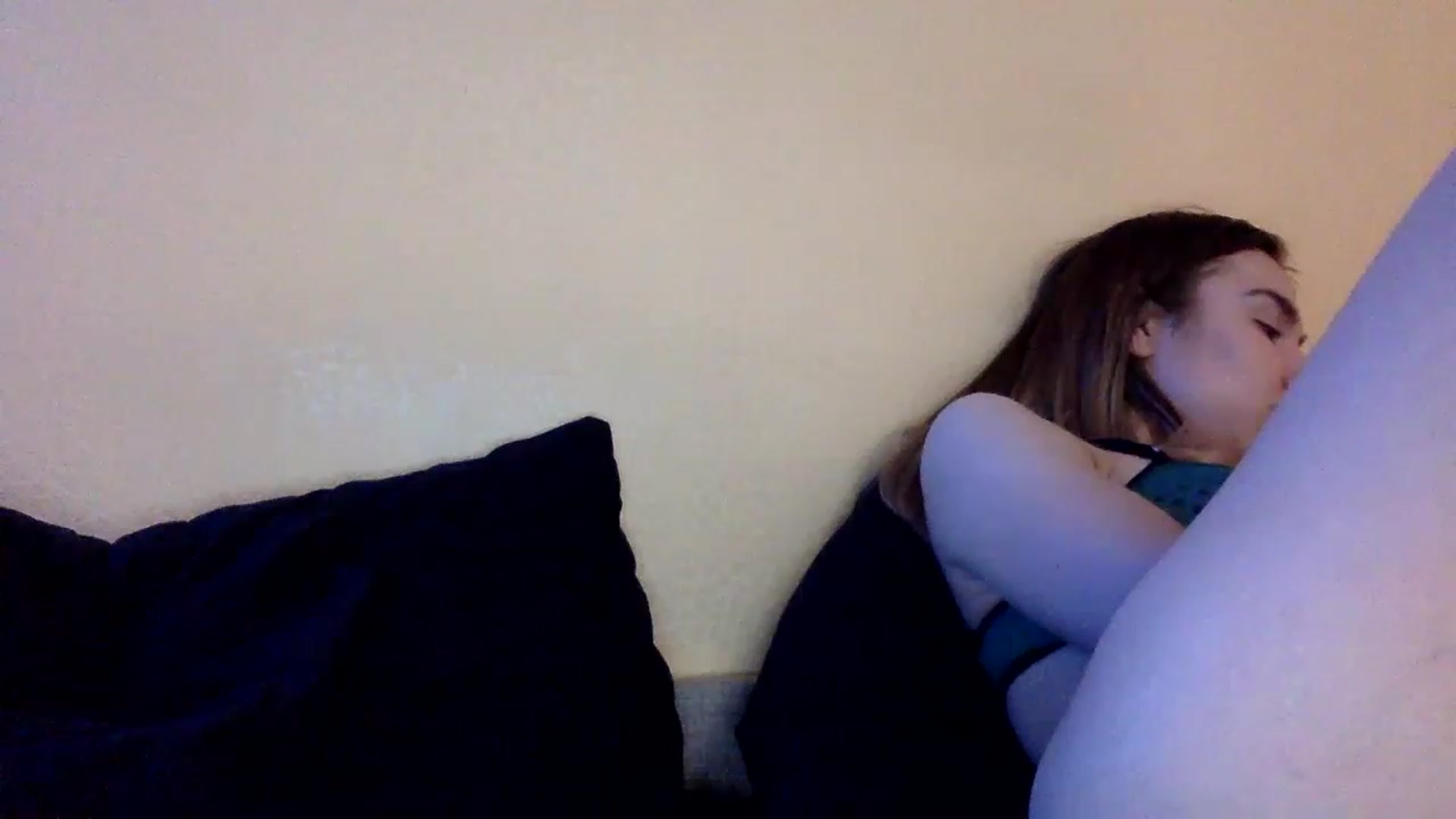 Gallery image thumbnail from EgoisticKitty's myfreecams stream on, 11/21/2022, 10:25 image 18 of 20