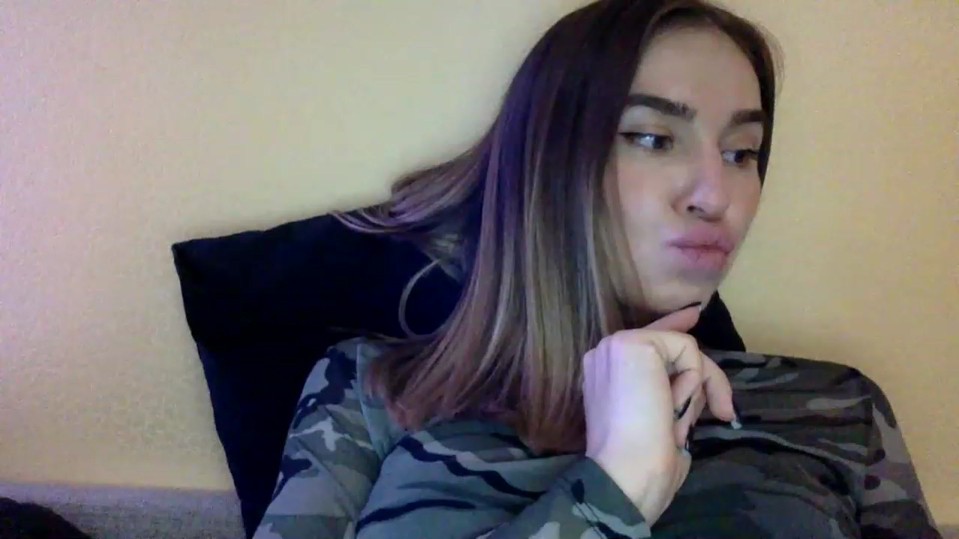 Gallery image thumbnail from EgoisticKitty's myfreecams stream on, 11/22/2022, 14:31 image 11 of 20