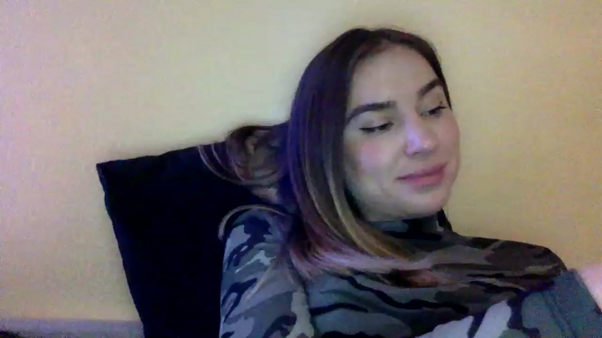 Gallery image thumbnail from EgoisticKitty's myfreecams stream on, 11/22/2022, 14:31 image 12 of 20