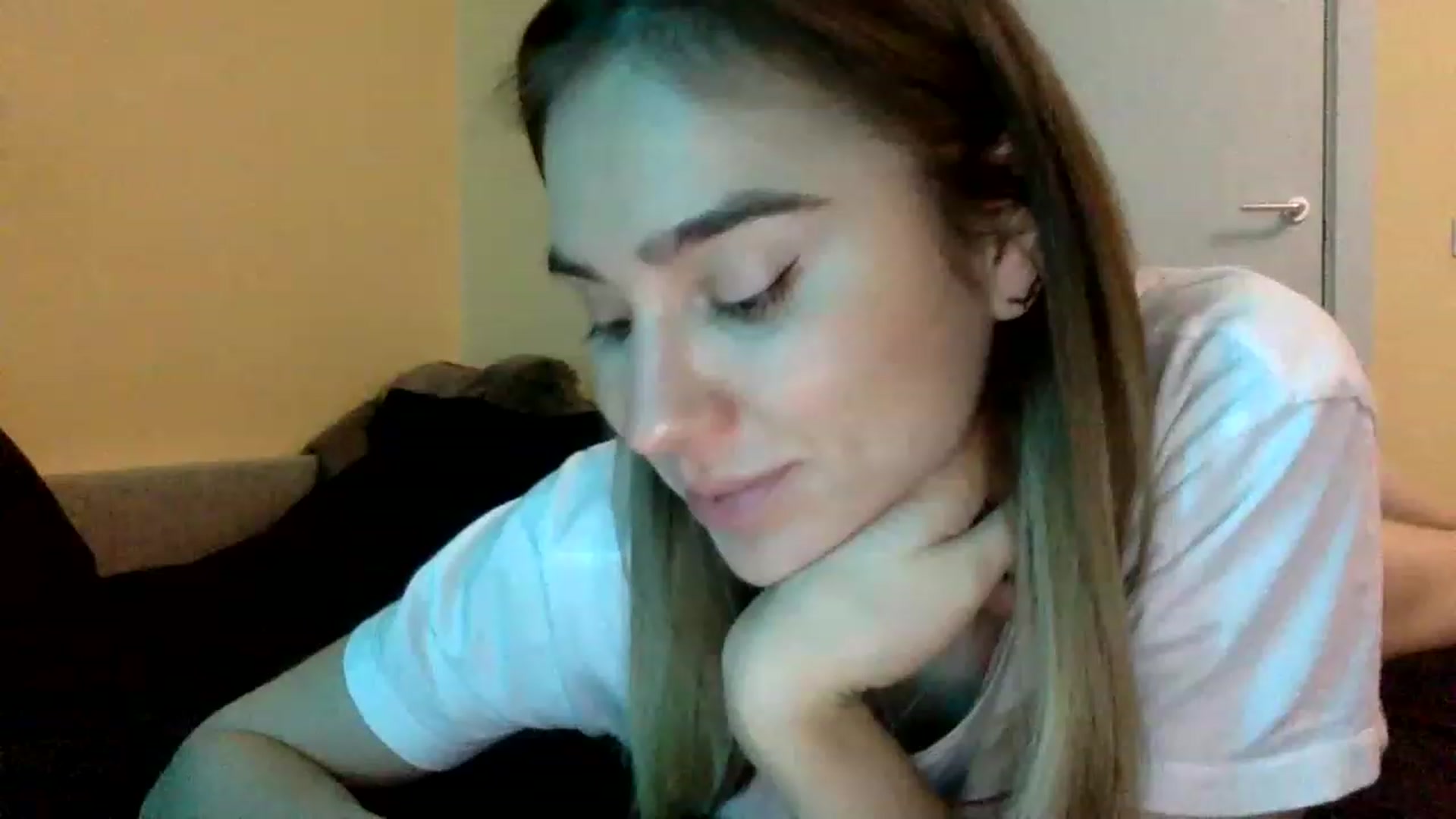 Gallery image thumbnail from EgoisticKitty's myfreecams stream on, 11/25/2022, 13:20 image 5 of 20