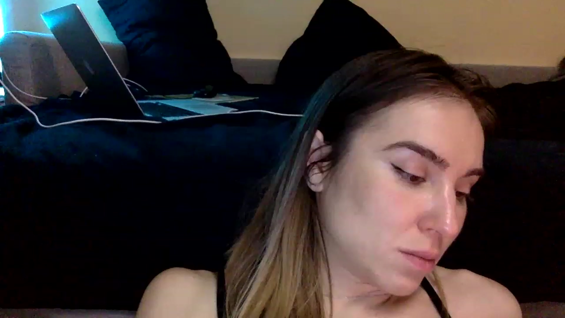 Gallery image thumbnail from EgoisticKitty's myfreecams stream on, 11/27/2022, 15:19 image 13 of 20