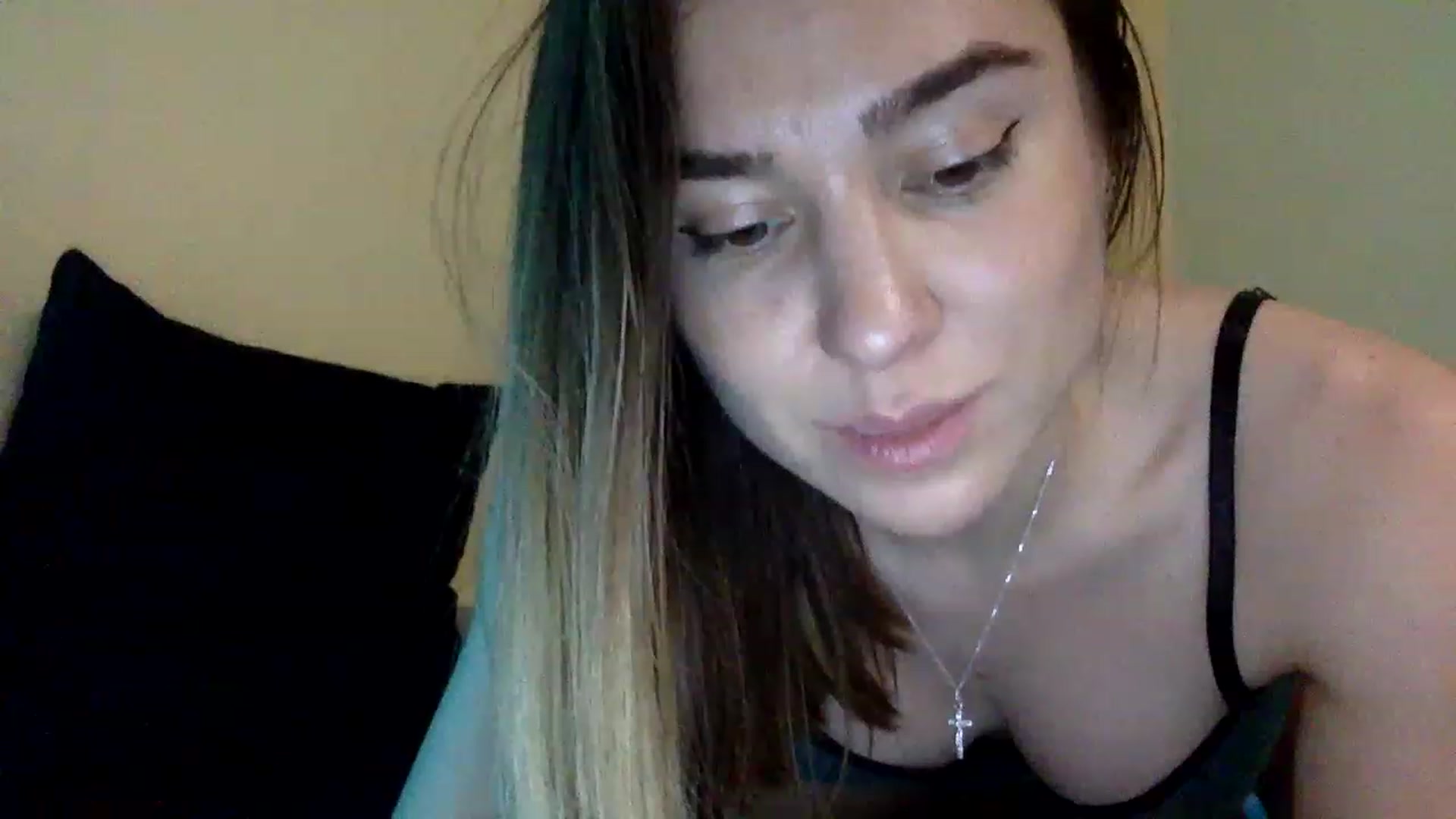 Gallery image thumbnail from EgoisticKitty's myfreecams stream on, 11/27/2022, 17:28 image 19 of 20
