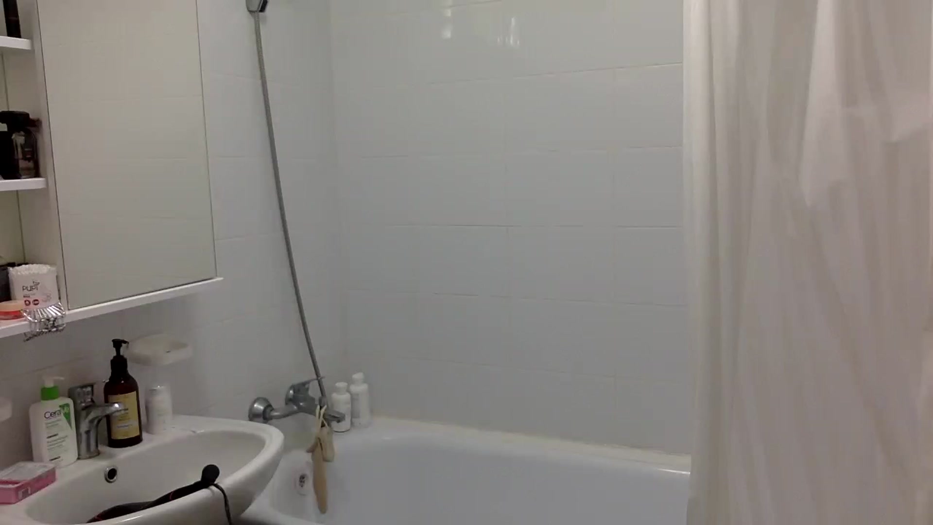 Gallery image thumbnail from EgoisticKitty's myfreecams stream on, 11/29/2022, 08:43 image 12 of 20