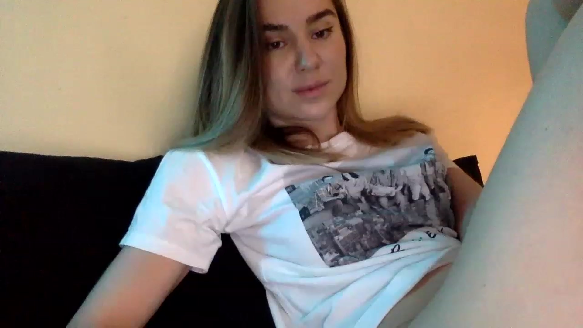 Gallery image thumbnail from EgoisticKitty's myfreecams stream on, 11/29/2022, 10:15 image 5 of 20
