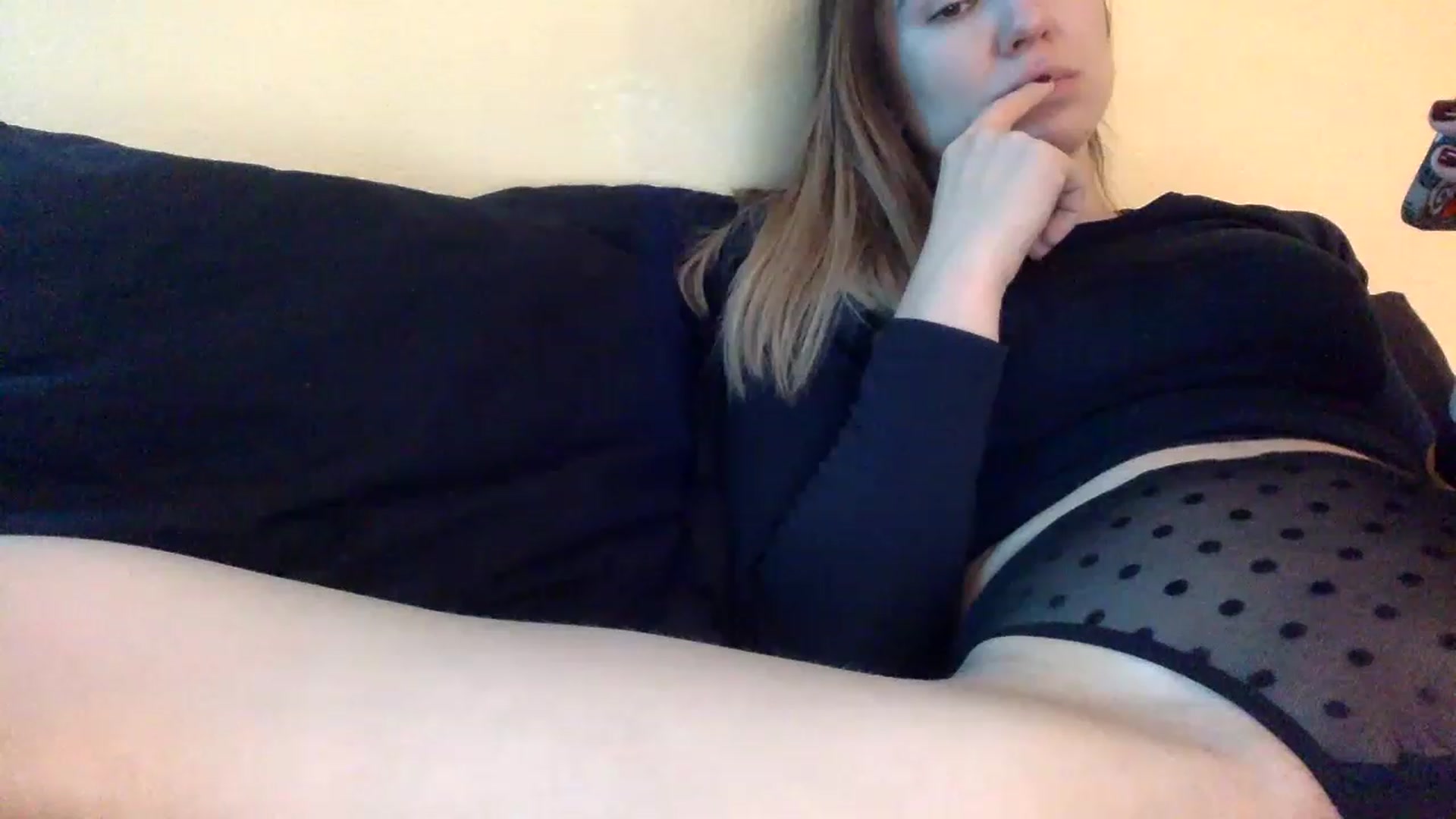 Gallery image thumbnail from EgoisticKitty's myfreecams stream on, 12/05/2022, 10:44 image 20 of 20