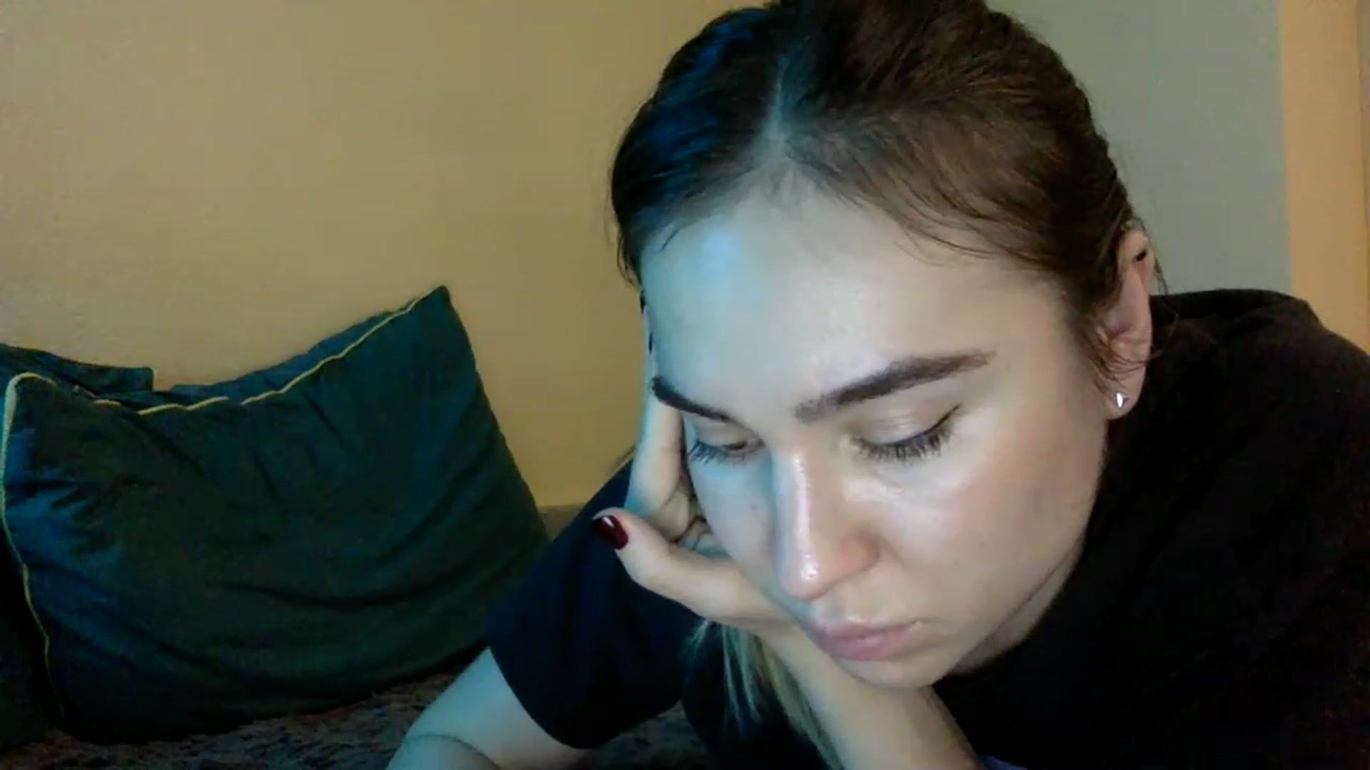 Gallery image thumbnail from EgoisticKitty's myfreecams stream on, 12/17/2022, 13:48 image 16 of 20