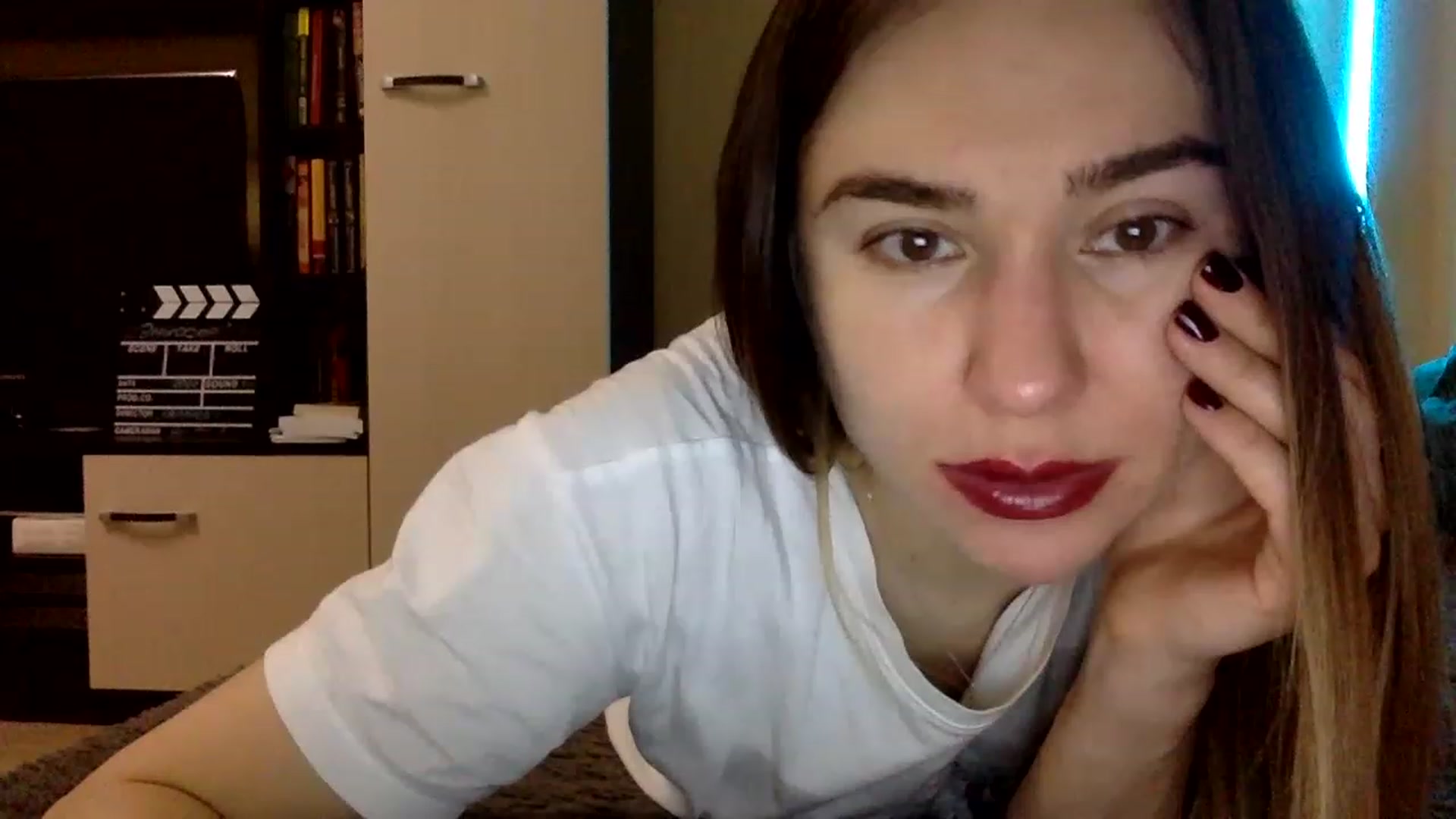 Gallery image thumbnail from EgoisticKitty's myfreecams stream on, 12/19/2022, 10:34 image 15 of 20