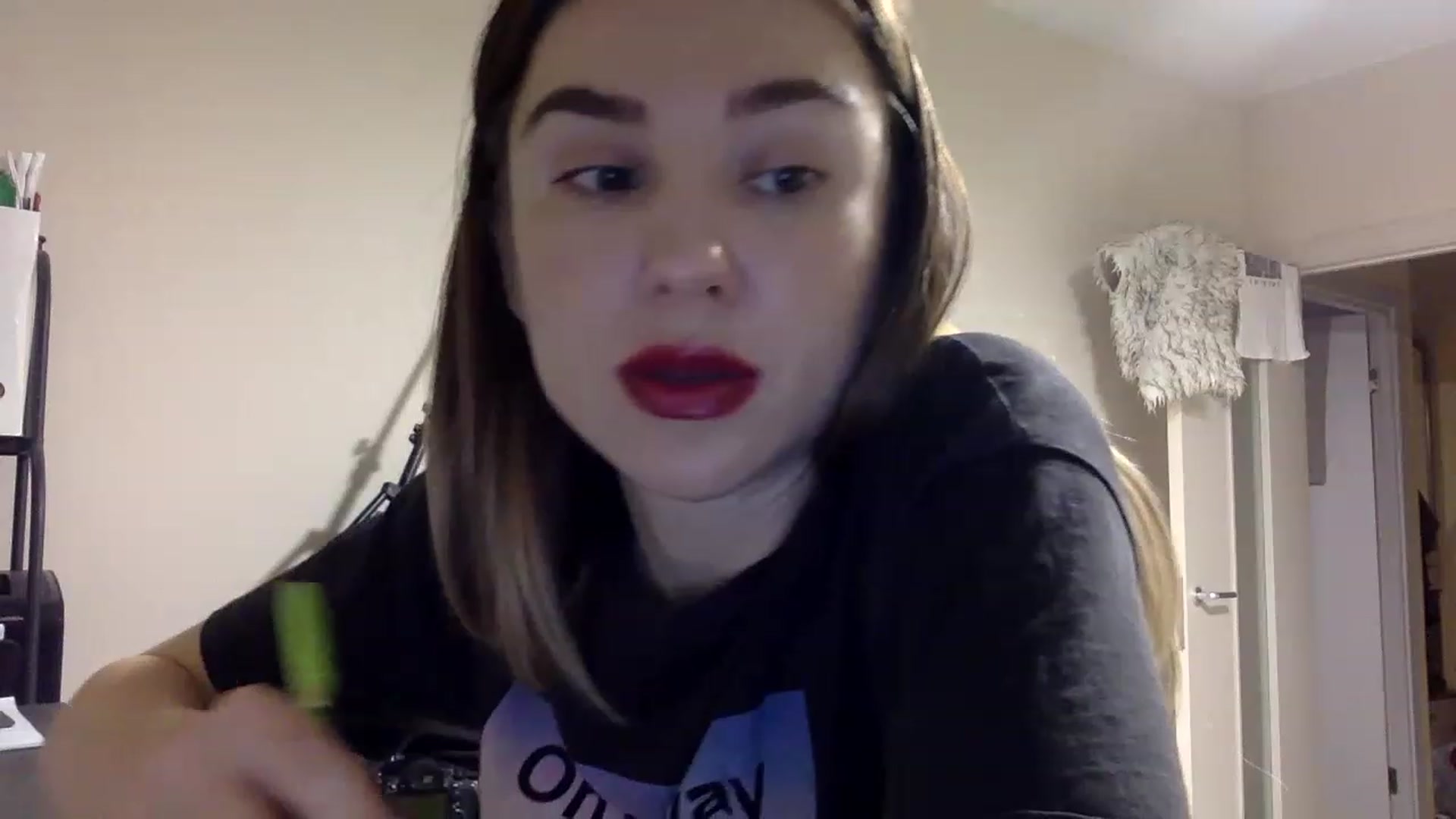 Gallery image thumbnail from EgoisticKitty's myfreecams stream on, 12/20/2022, 13:51 image 8 of 20