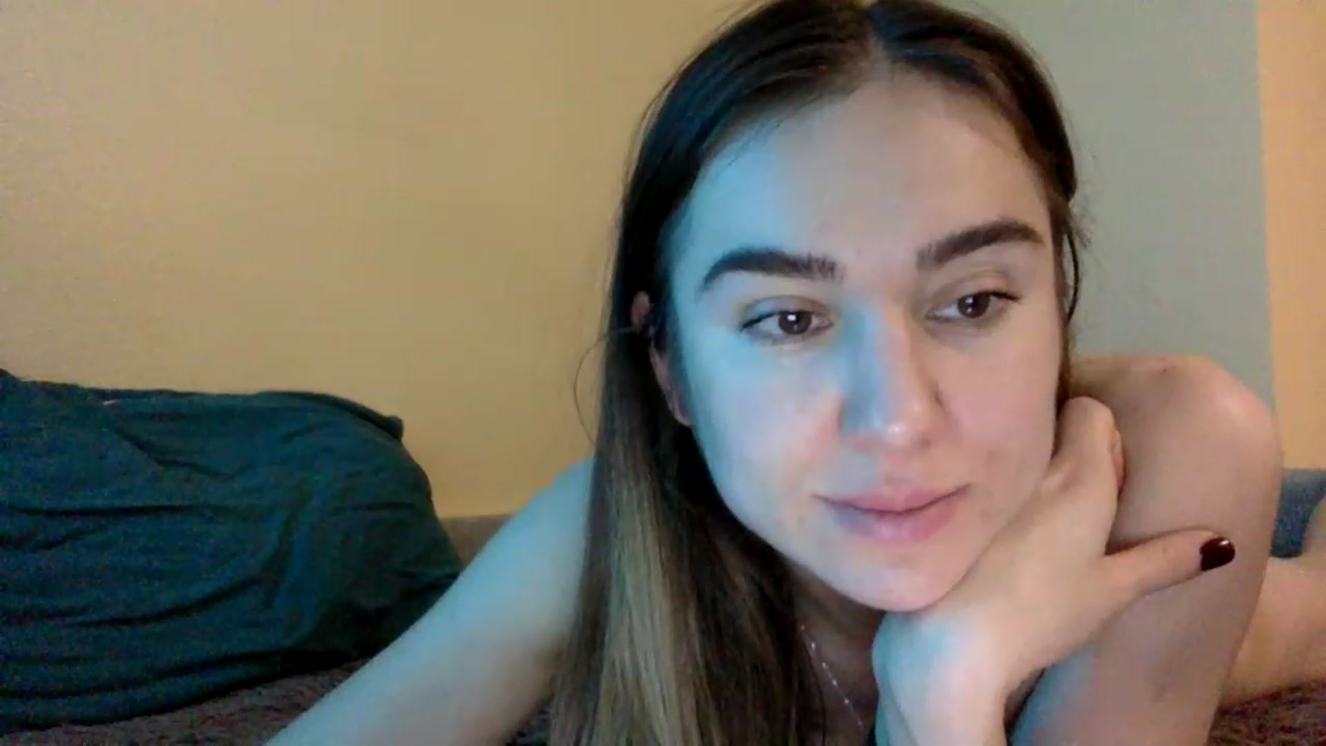 Gallery image thumbnail from EgoisticKitty's myfreecams stream on, 12/21/2022, 13:40 image 13 of 20