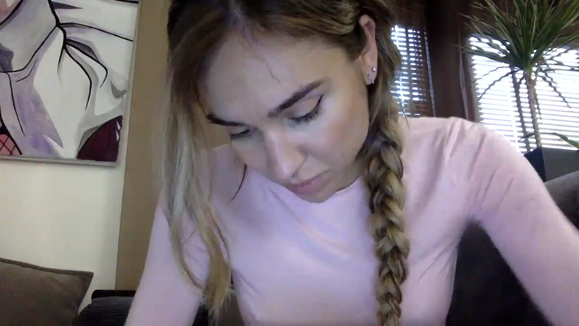 Gallery image thumbnail from EgoisticKitty's myfreecams stream on, 11/08/2023, 10:46 image 7 of 20