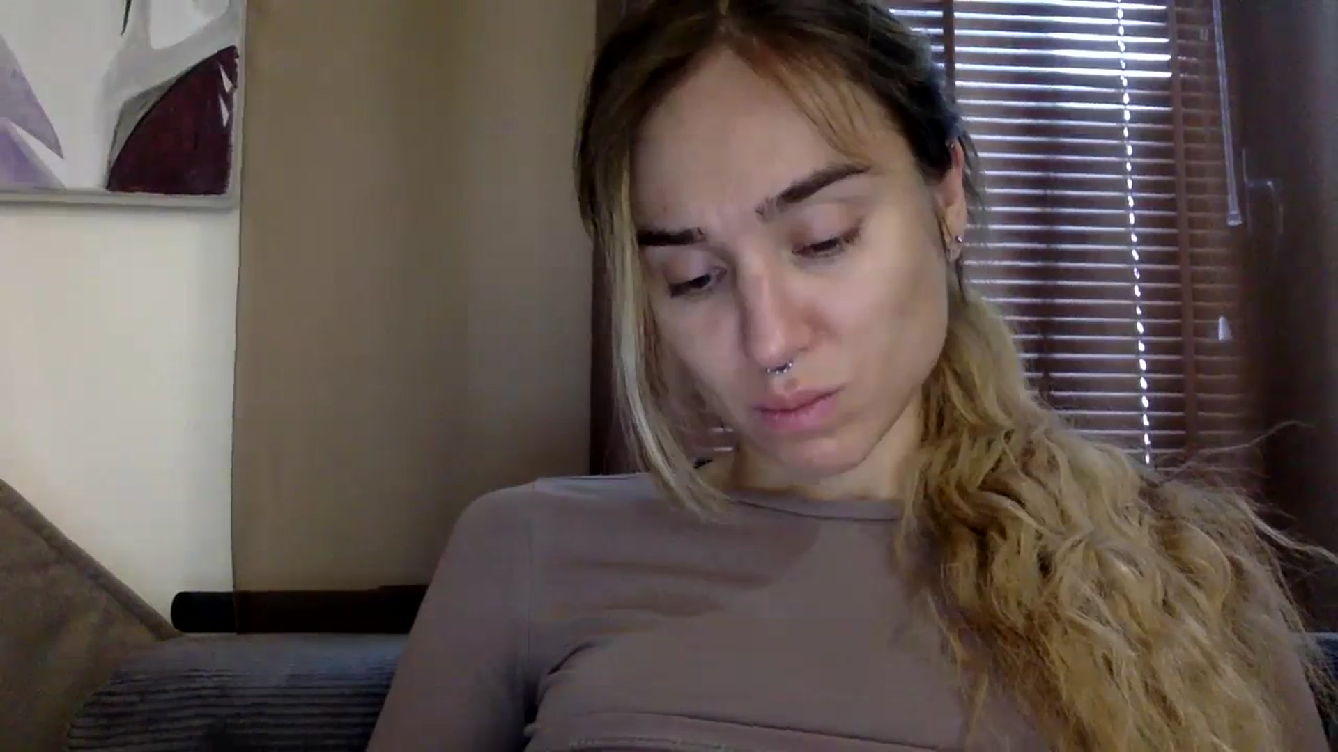 Gallery image thumbnail from EgoisticKitty's myfreecams stream on, 11/09/2023, 09:32 image 14 of 20