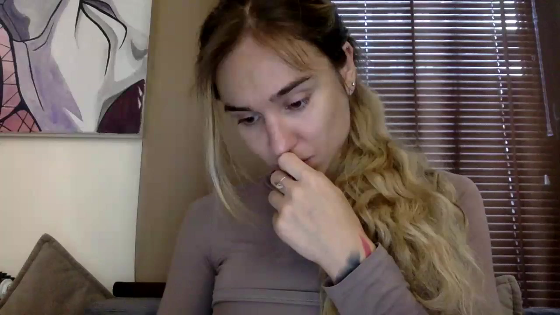 Gallery image thumbnail from EgoisticKitty's myfreecams stream on, 11/09/2023, 09:32 image 10 of 20