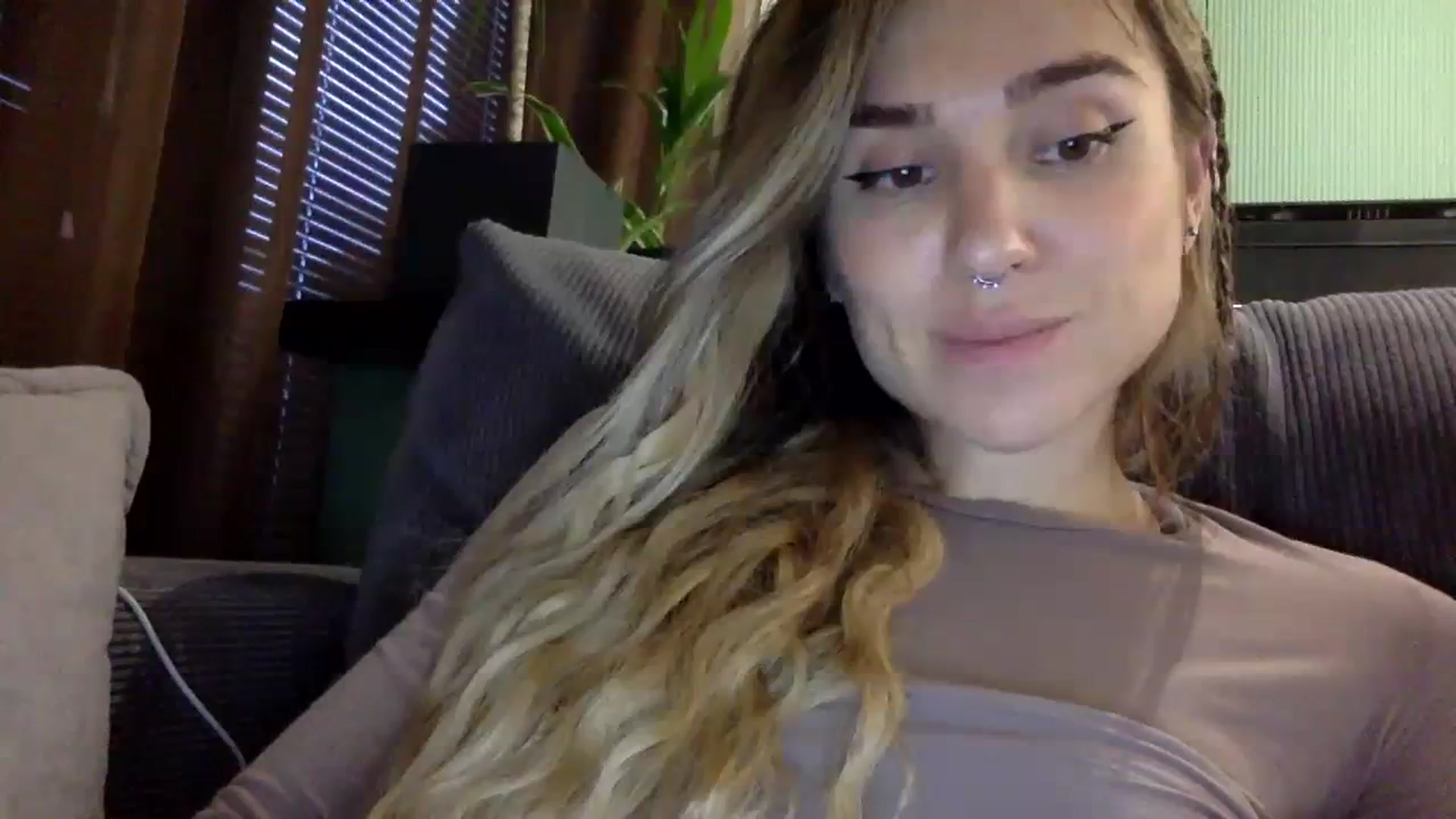 Gallery image thumbnail from EgoisticKitty's myfreecams stream on, 11/09/2023, 13:46 image 7 of 20