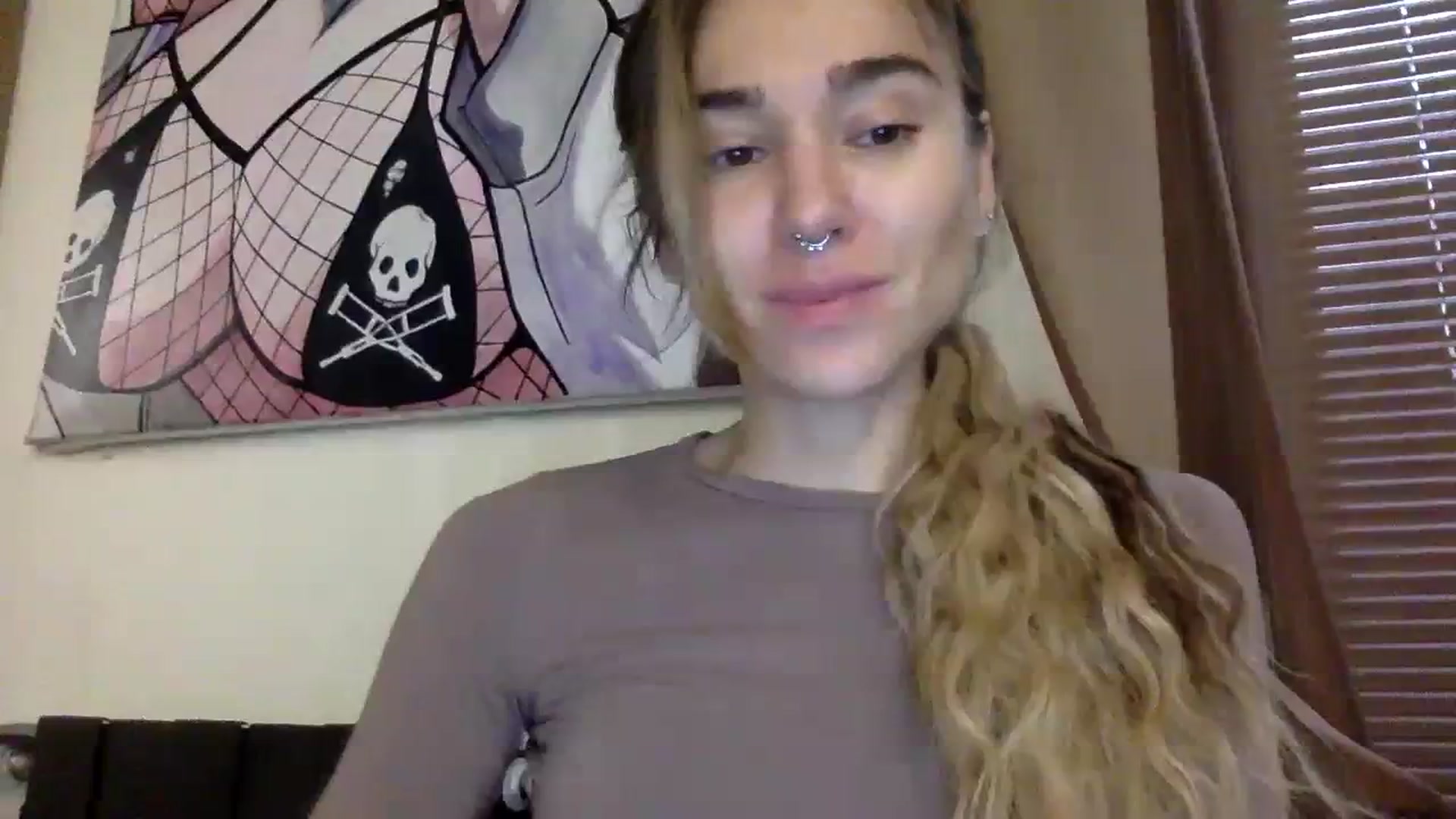 Gallery image thumbnail from EgoisticKitty's myfreecams stream on, 11/10/2023, 08:13 image 1 of 20