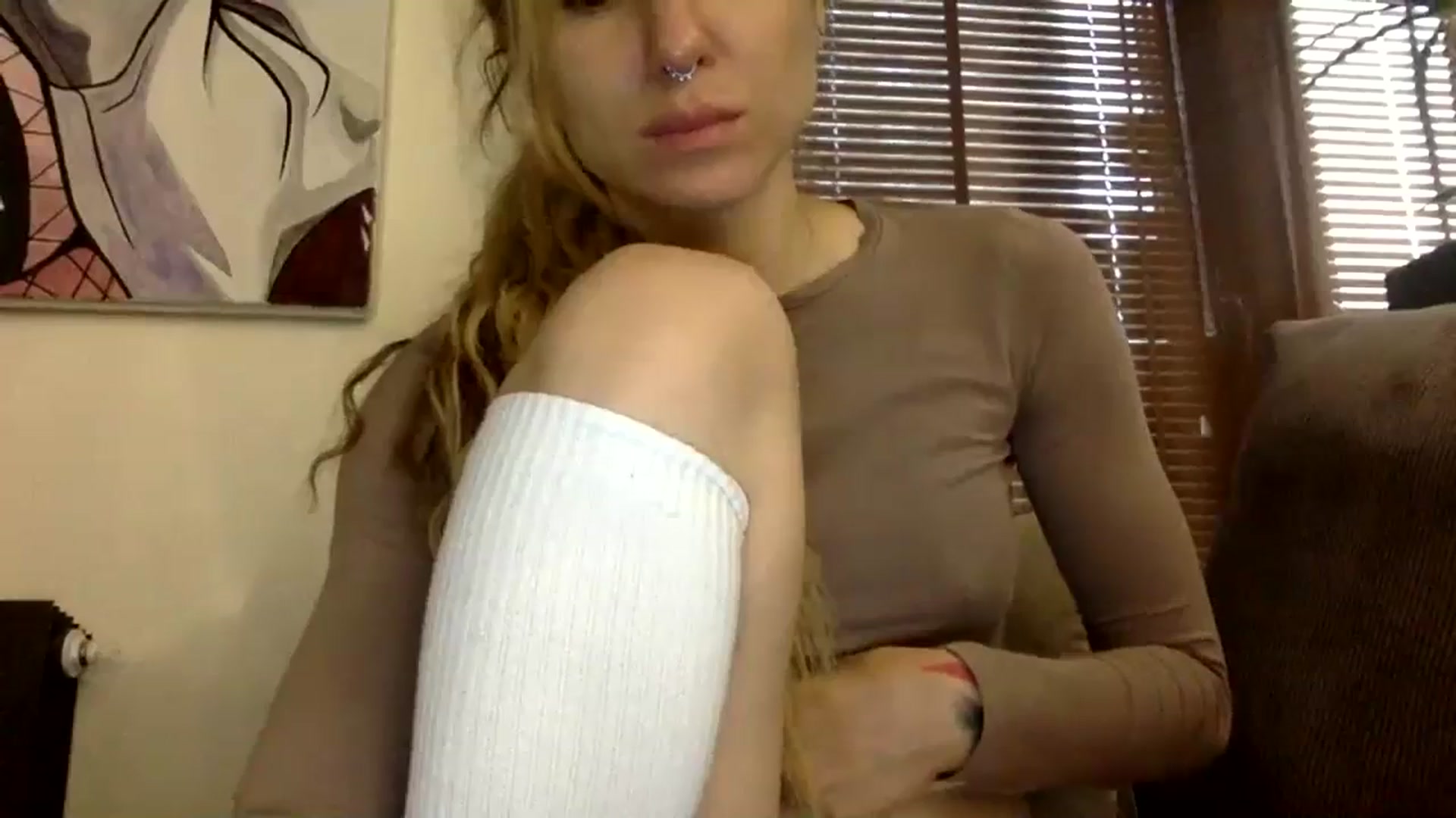 Gallery image thumbnail from EgoisticKitty's myfreecams stream on, 11/10/2023, 08:13 image 4 of 20
