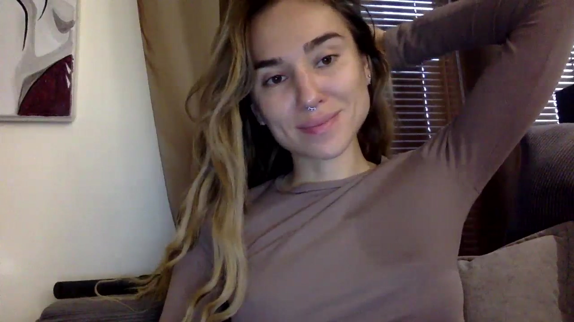 Gallery image thumbnail from EgoisticKitty's myfreecams stream on, 11/10/2023, 08:13 image 12 of 20