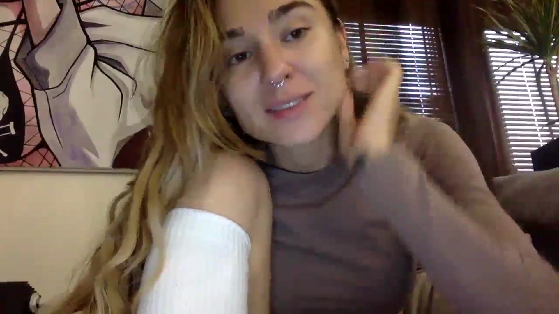 Gallery image thumbnail from EgoisticKitty's myfreecams stream on, 11/10/2023, 08:13 image 19 of 20