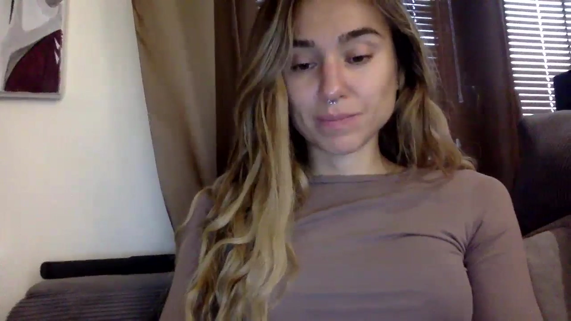 Gallery image thumbnail from EgoisticKitty's myfreecams stream on, 11/10/2023, 08:13 image 16 of 20
