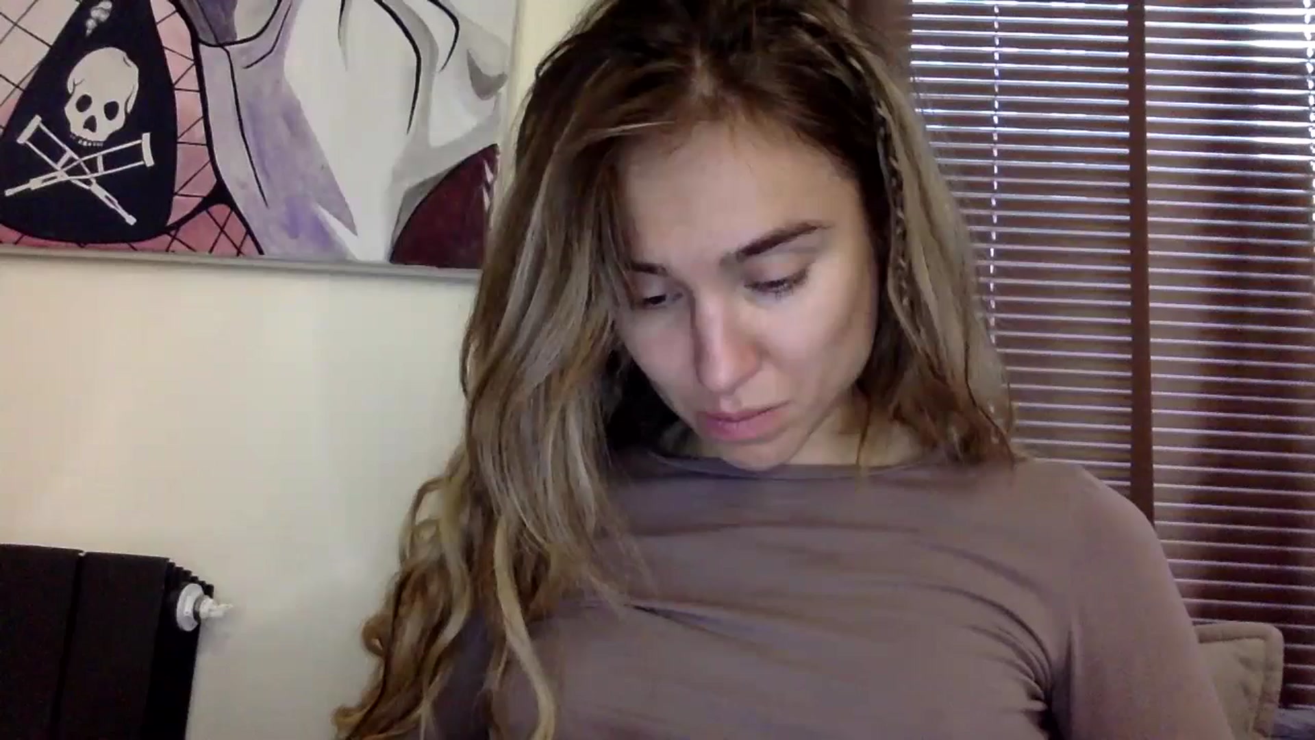 Gallery image thumbnail from EgoisticKitty's myfreecams stream on, 11/10/2023, 10:33 image 6 of 20
