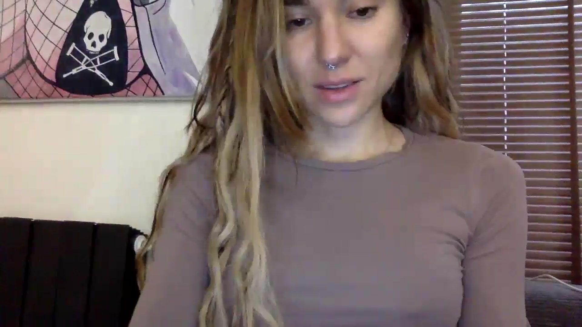 Gallery image thumbnail from EgoisticKitty's myfreecams stream on, 11/10/2023, 10:59 image 10 of 20
