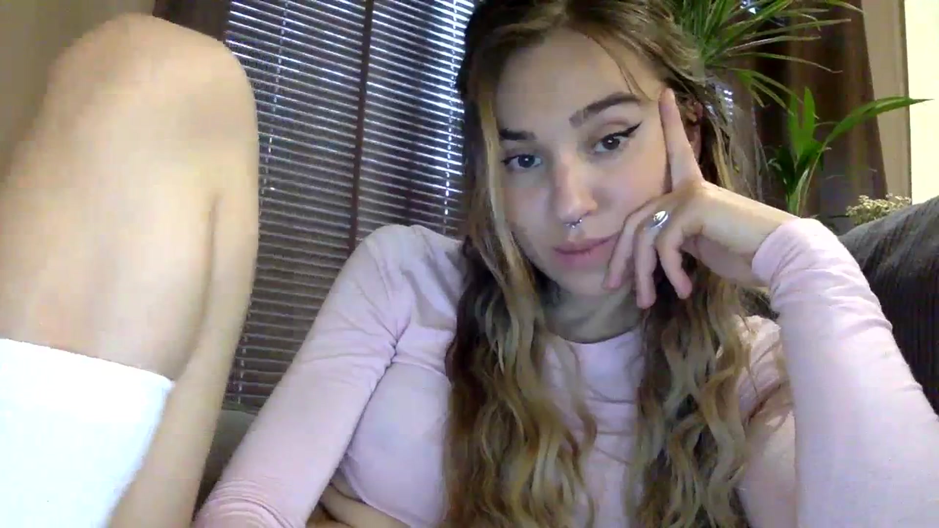 Gallery image thumbnail from EgoisticKitty's myfreecams stream on, 11/12/2023, 11:08 image 14 of 20