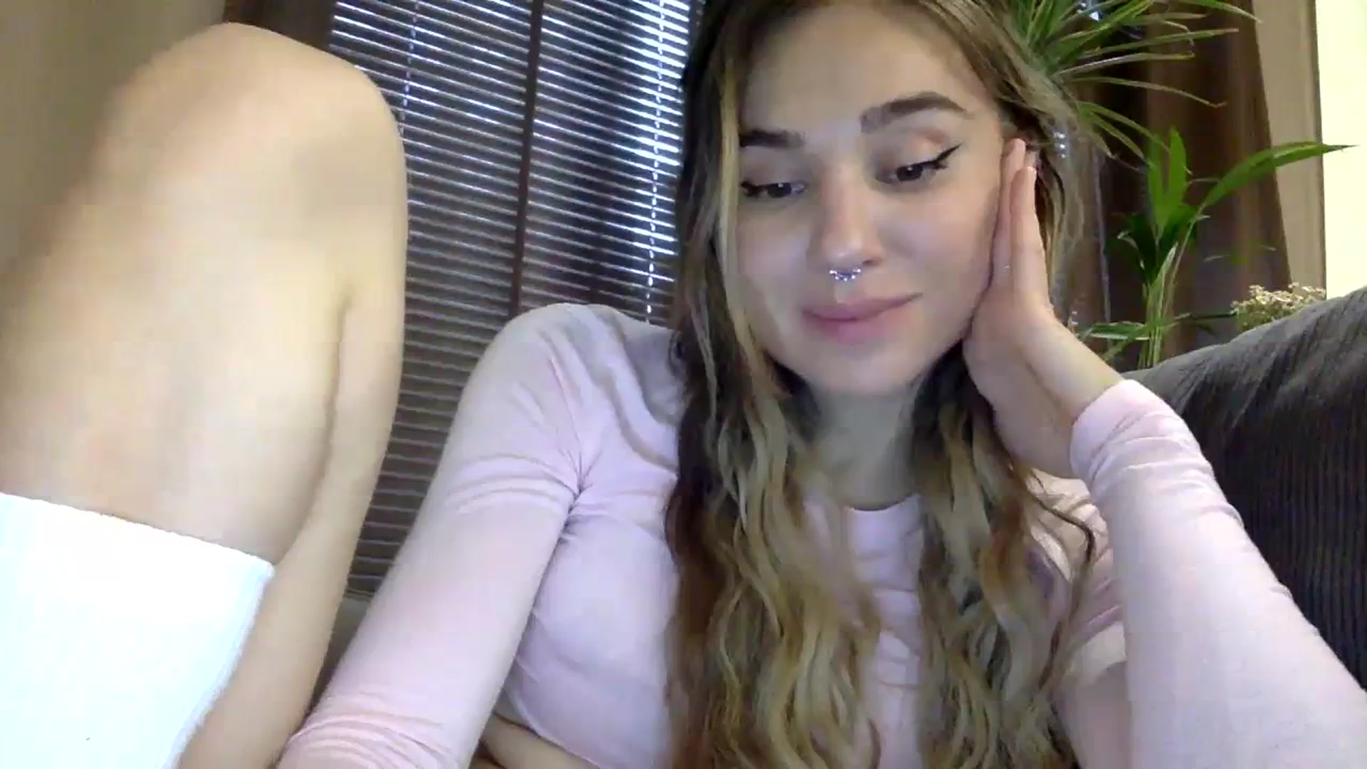 Gallery image thumbnail from EgoisticKitty's myfreecams stream on, 11/12/2023, 11:08 image 17 of 20