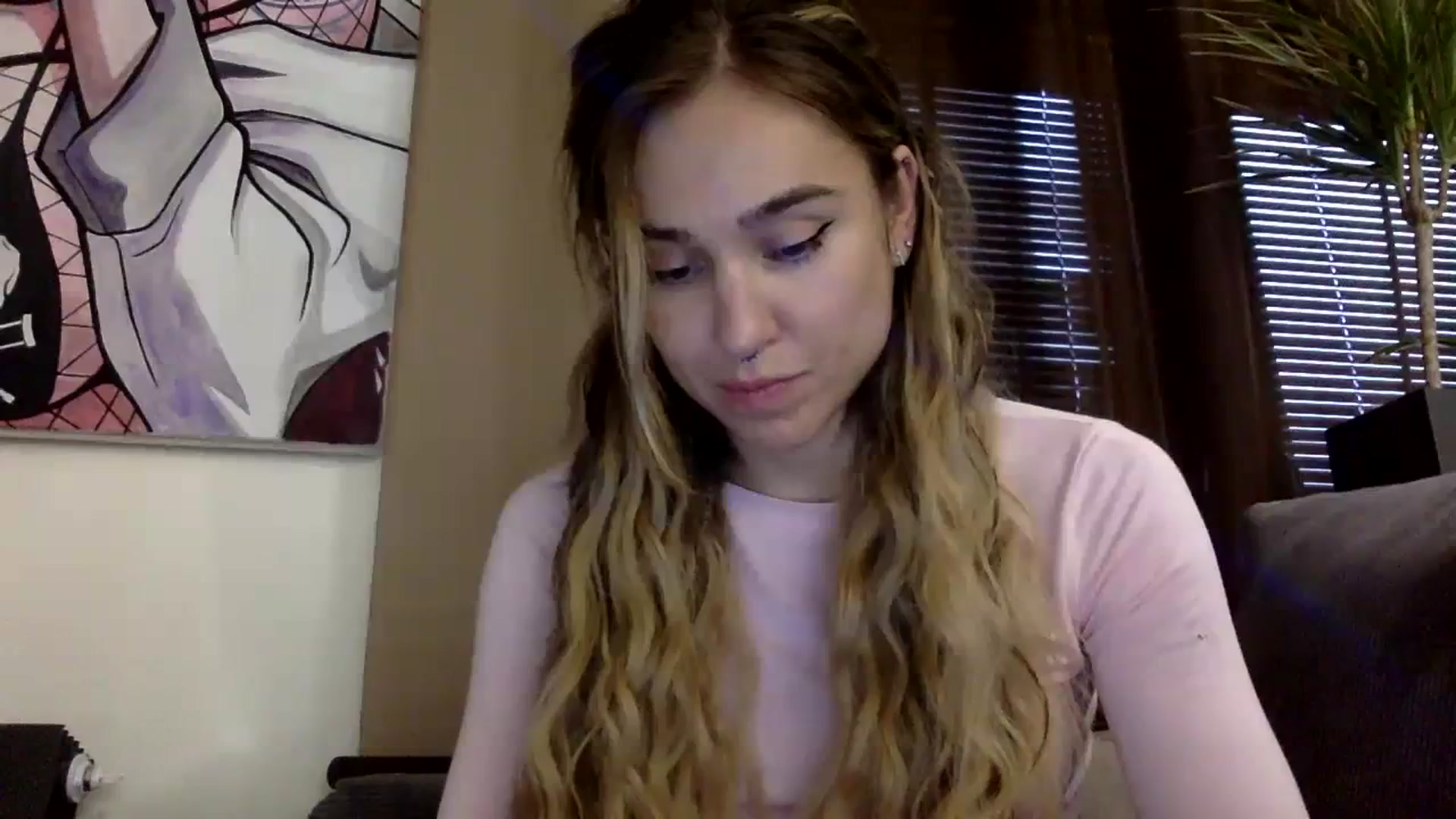 Gallery image thumbnail from EgoisticKitty's myfreecams stream on, 11/12/2023, 12:26 image 18 of 20