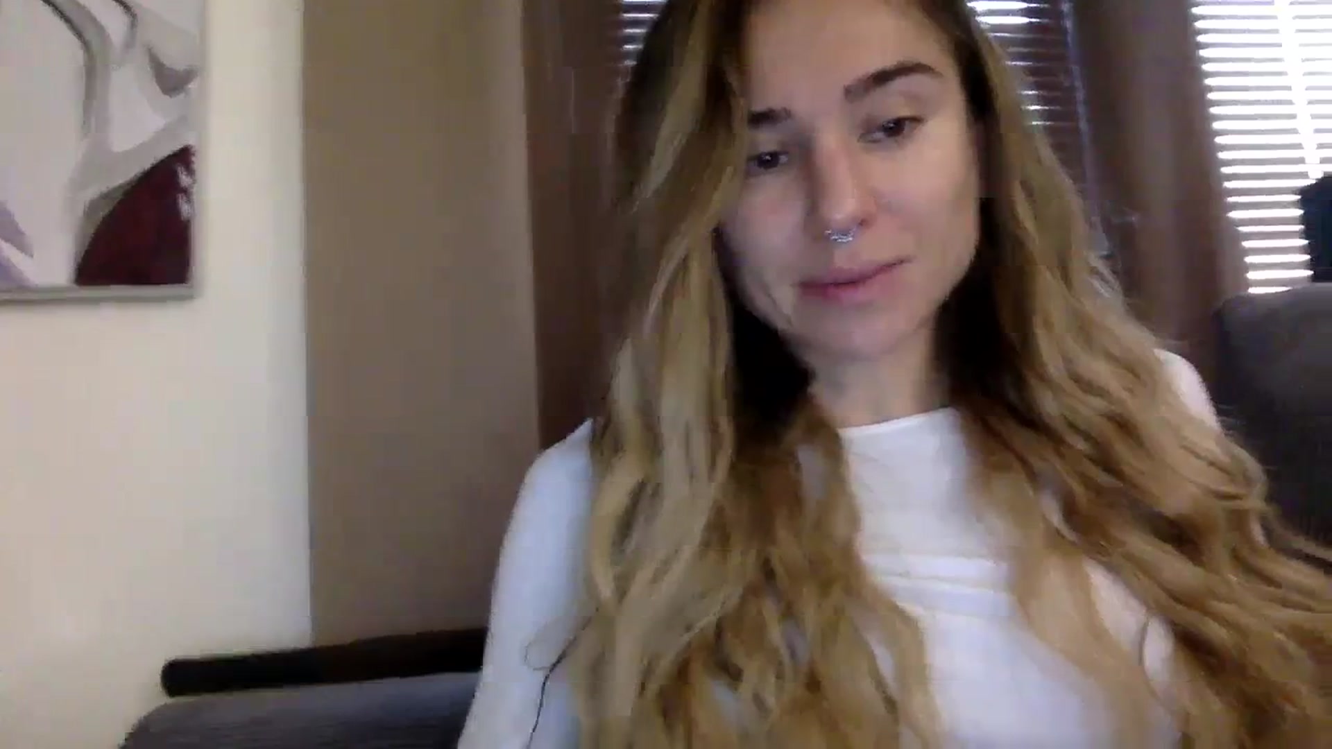 Gallery image thumbnail from EgoisticKitty's myfreecams stream on, 11/15/2023, 08:42 image 13 of 20