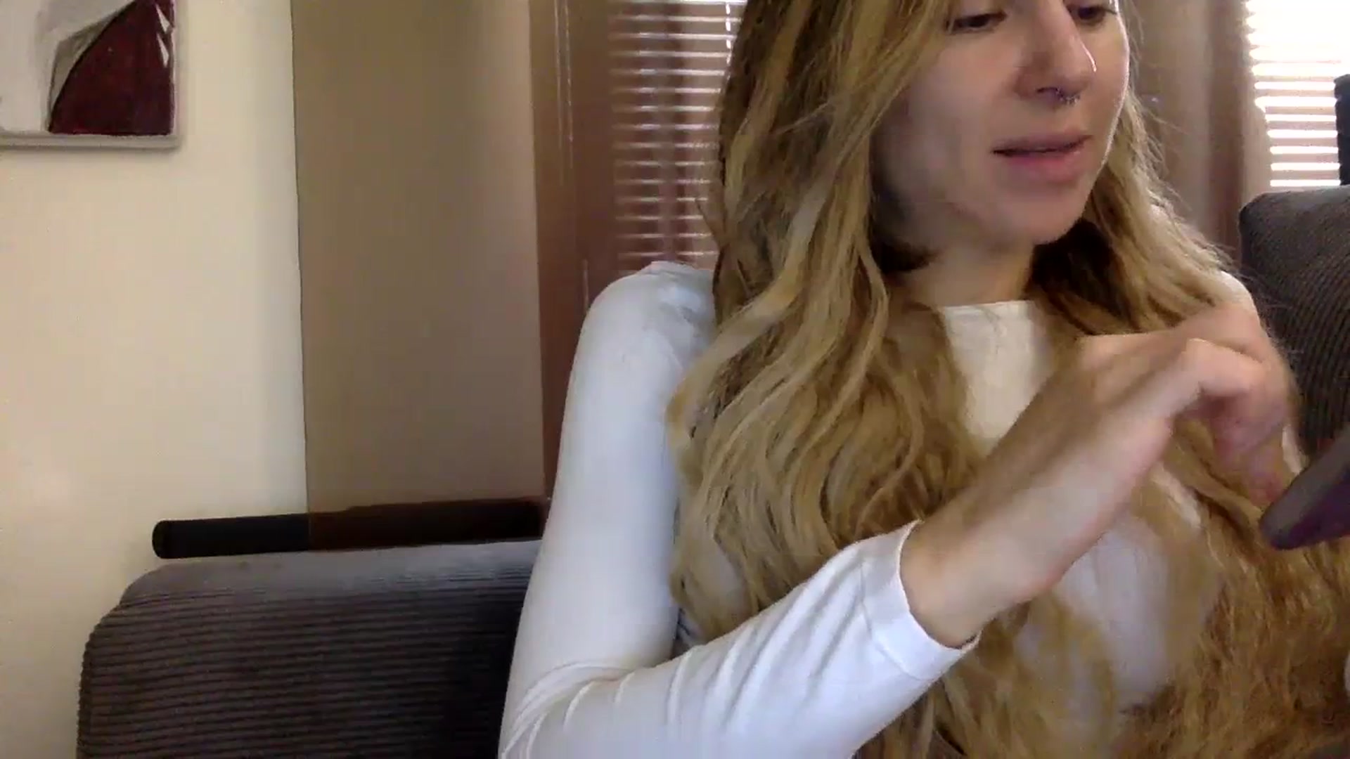 Gallery image thumbnail from EgoisticKitty's myfreecams stream on, 11/15/2023, 08:42 image 2 of 20