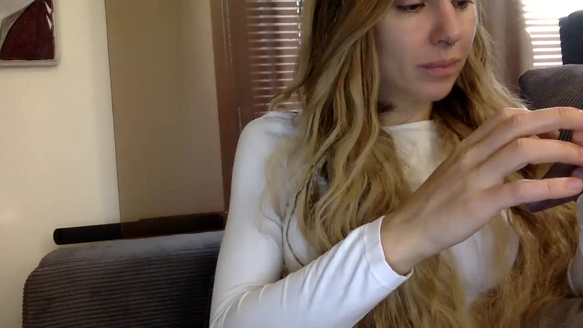 Gallery image thumbnail from EgoisticKitty's myfreecams stream on, 11/15/2023, 08:42 image 5 of 20