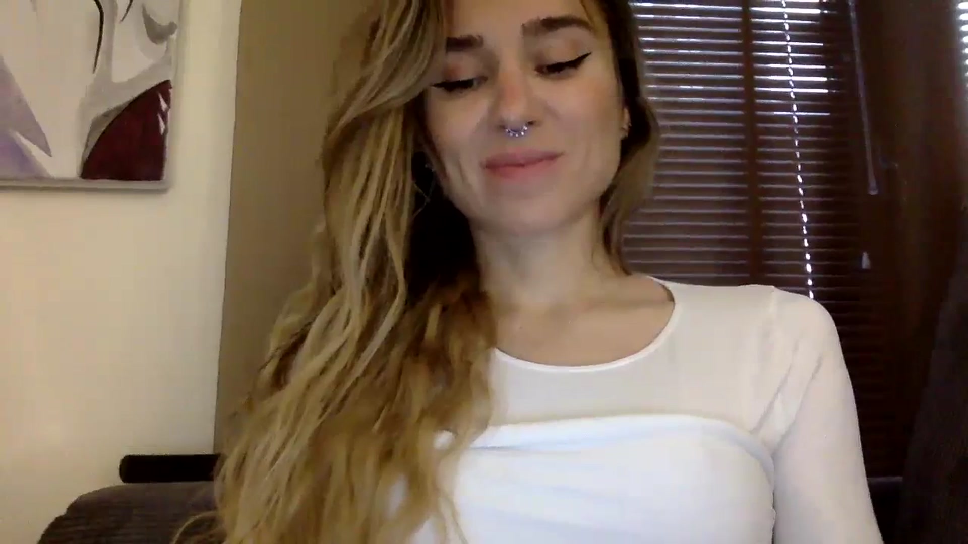 Gallery image thumbnail from EgoisticKitty's myfreecams stream on, 11/15/2023, 11:22 image 17 of 20