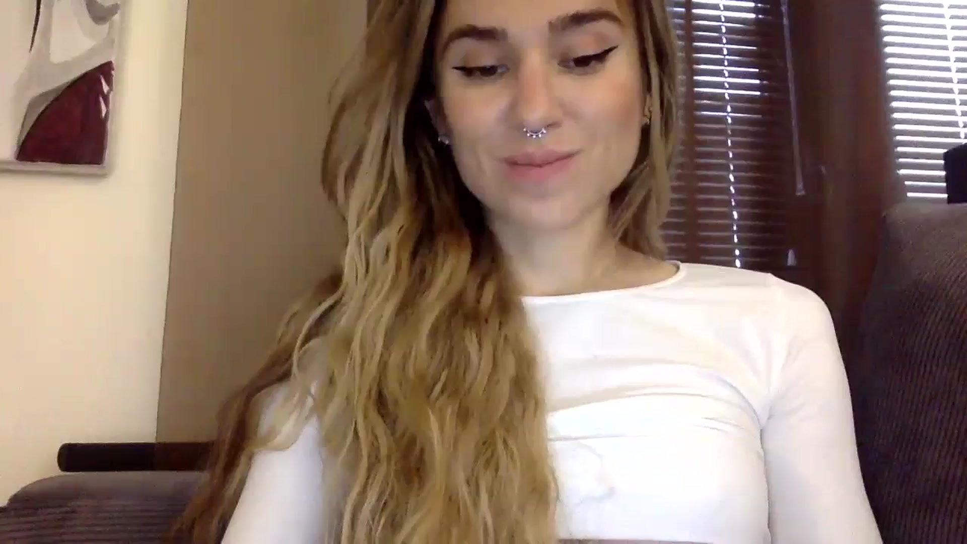 Gallery image thumbnail from EgoisticKitty's myfreecams stream on, 11/15/2023, 11:22 image 6 of 20
