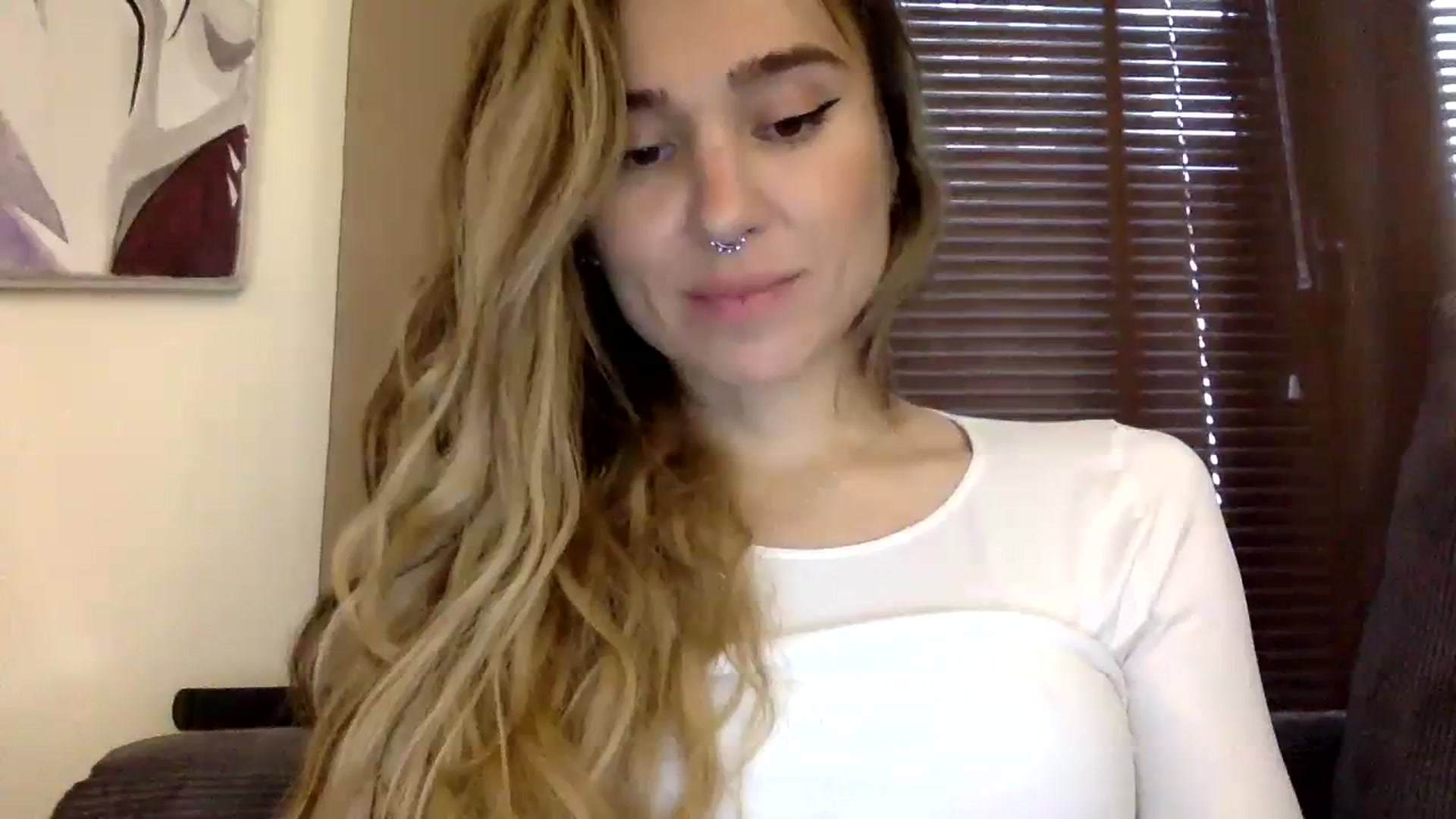 Gallery image thumbnail from EgoisticKitty's myfreecams stream on, 11/15/2023, 11:22 image 19 of 20