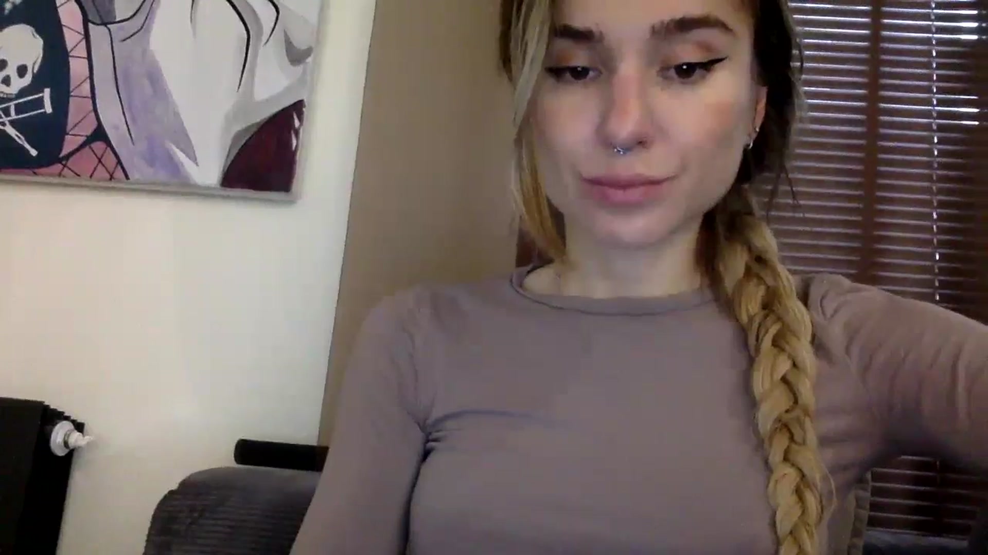 Gallery image thumbnail from EgoisticKitty's myfreecams stream on, 11/15/2023, 12:35 image 2 of 20