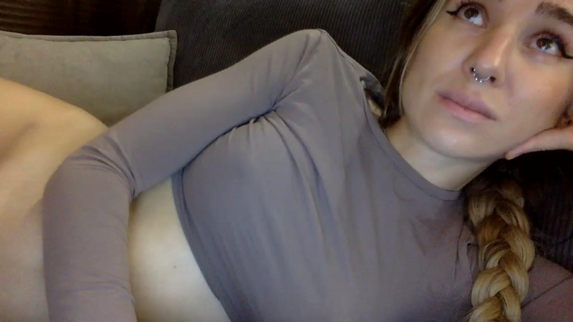 Gallery image thumbnail from EgoisticKitty's myfreecams stream on, 11/15/2023, 14:49 image 14 of 20