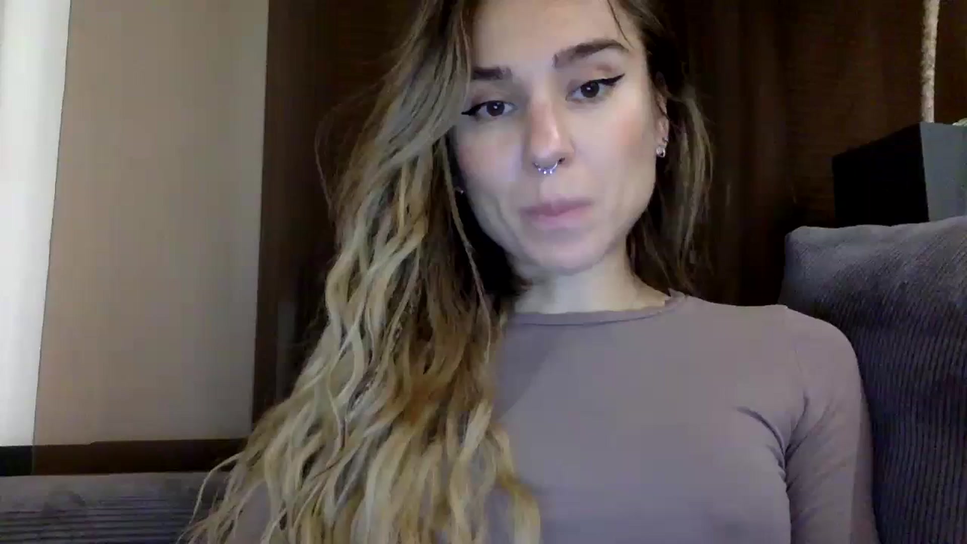 Gallery image thumbnail from EgoisticKitty's myfreecams stream on, 11/15/2023, 14:49 image 19 of 20