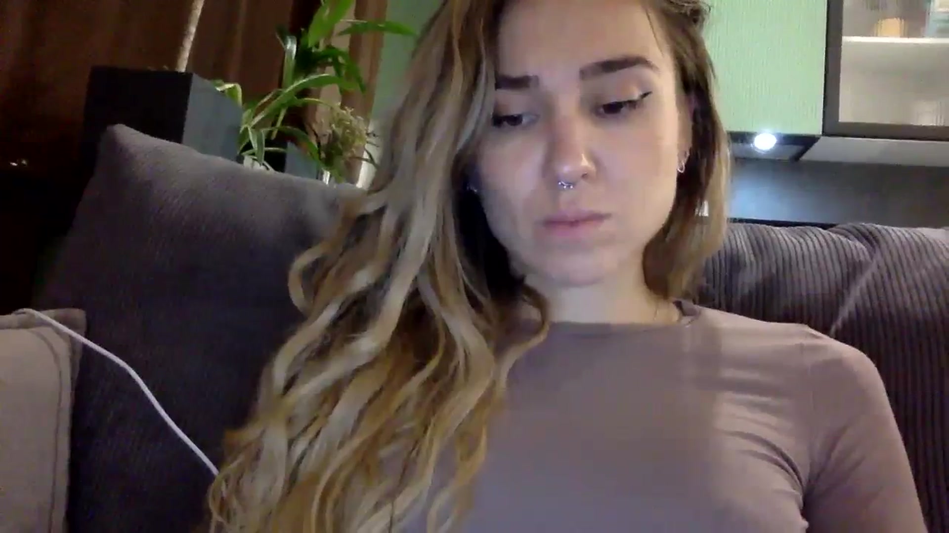 Gallery image thumbnail from EgoisticKitty's myfreecams stream on, 11/15/2023, 16:03 image 2 of 20