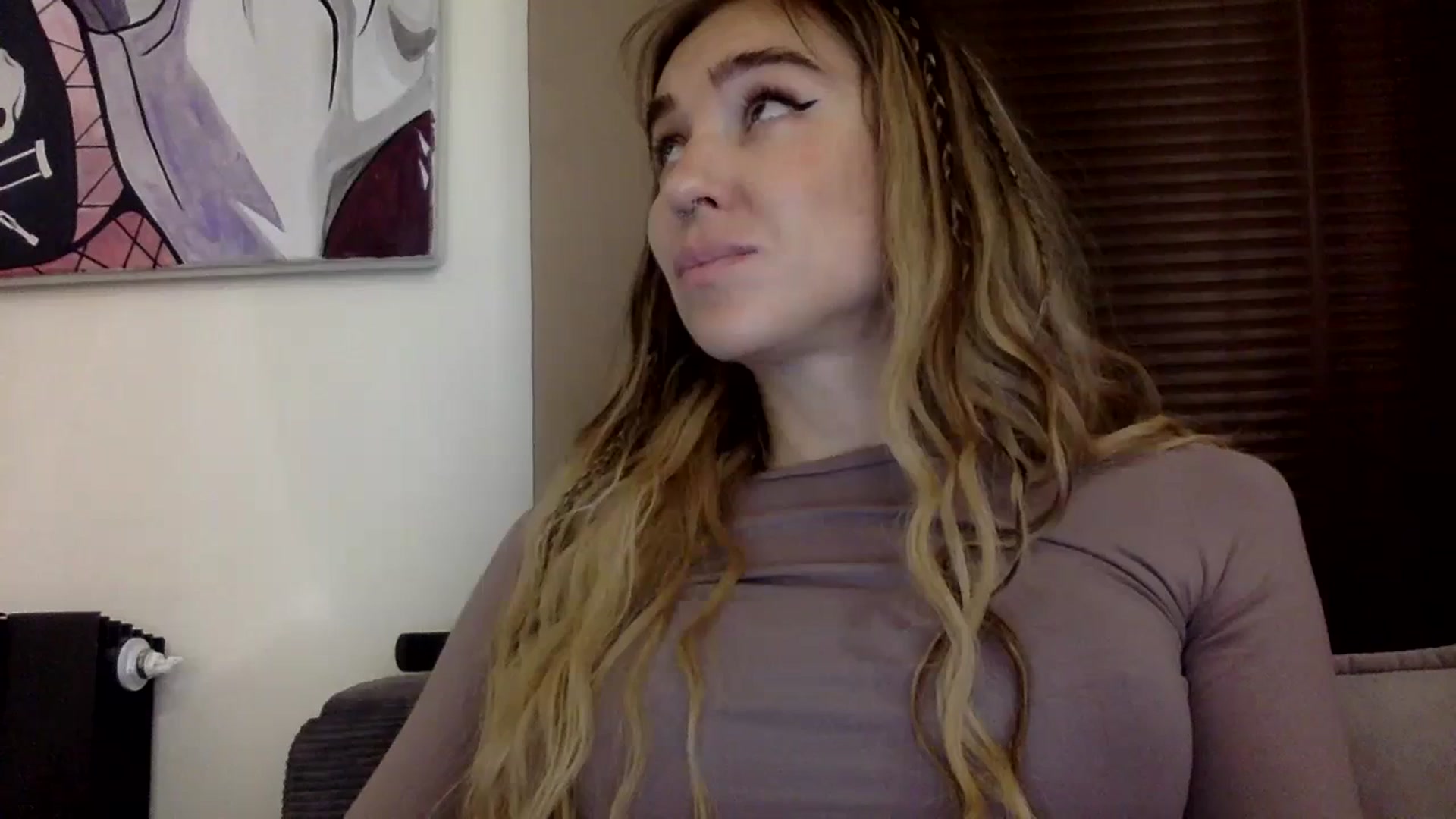 Gallery image thumbnail from EgoisticKitty's myfreecams stream on, 11/15/2023, 16:03 image 15 of 20