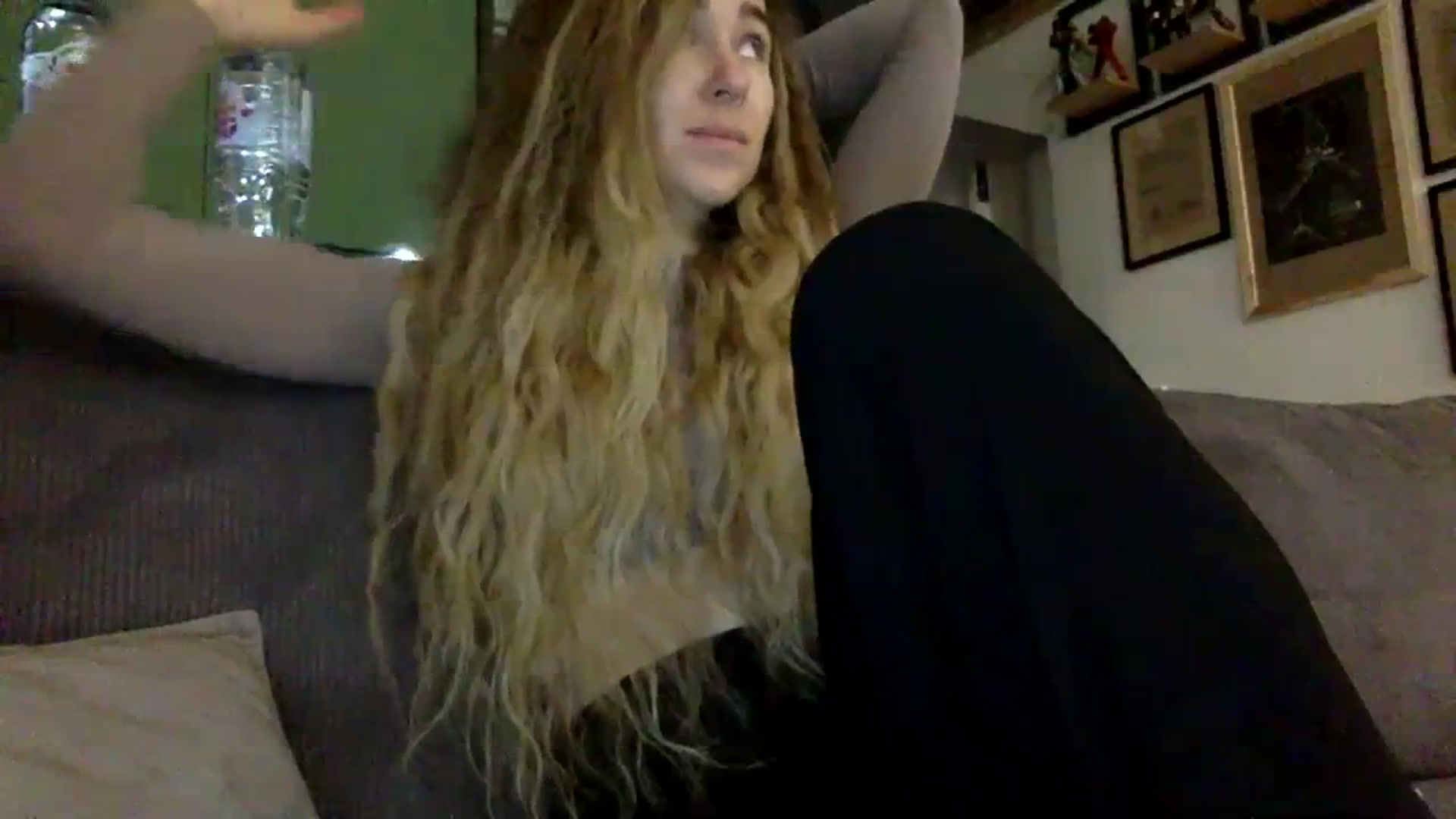 Gallery image thumbnail from EgoisticKitty's myfreecams stream on, 11/16/2023, 08:47 image 3 of 20