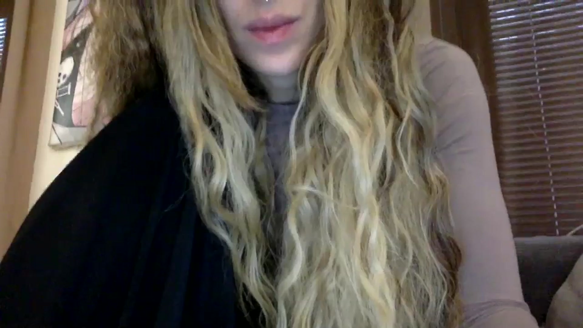 Gallery image thumbnail from EgoisticKitty's myfreecams stream on, 11/16/2023, 08:47 image 14 of 20