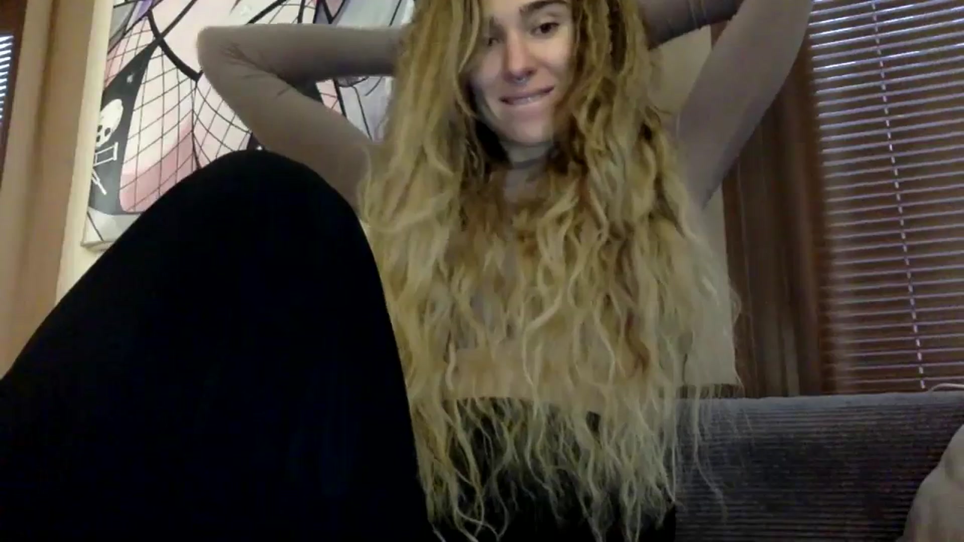 Gallery image thumbnail from EgoisticKitty's myfreecams stream on, 11/16/2023, 08:47 image 19 of 20