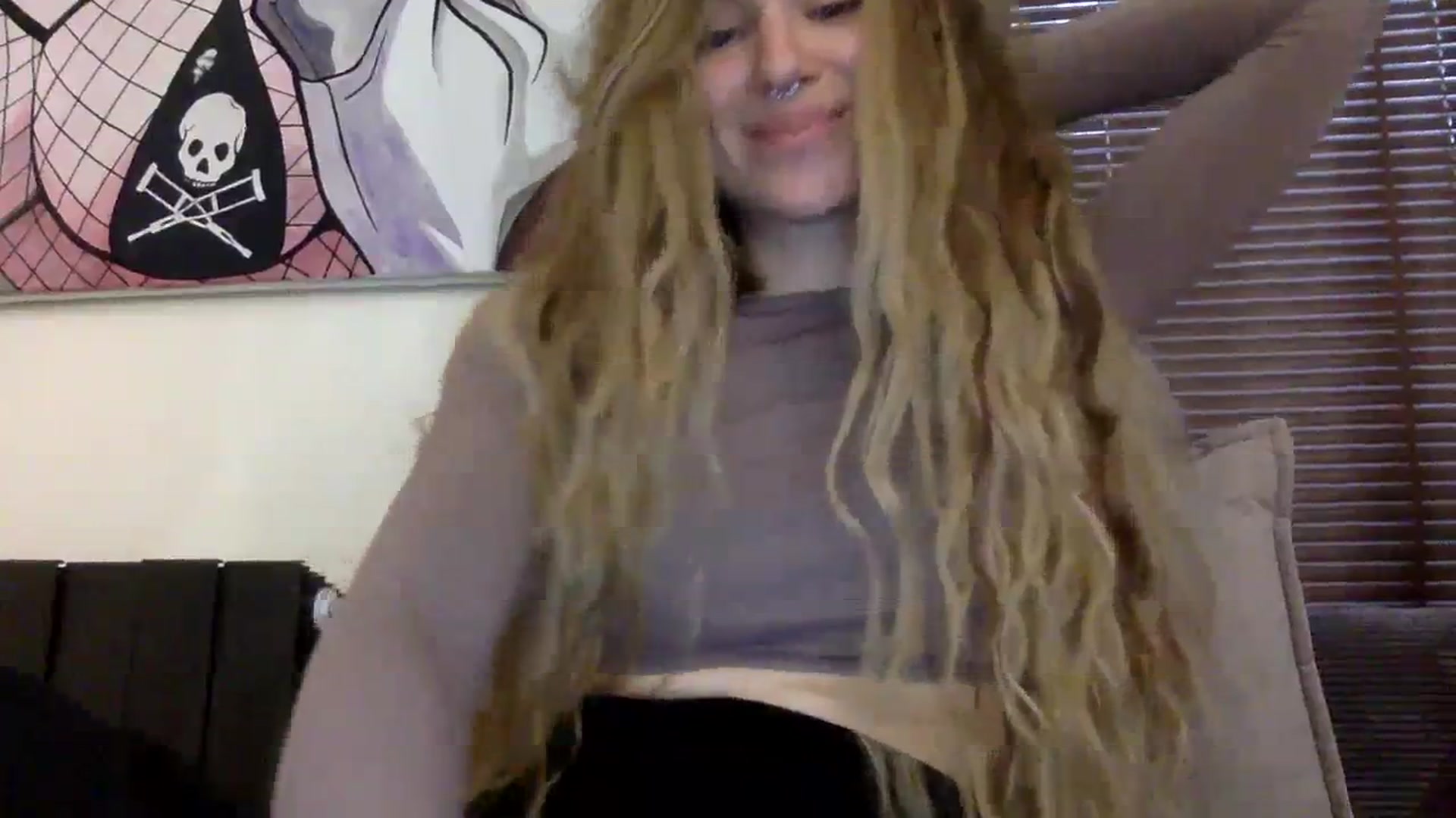 Gallery image thumbnail from EgoisticKitty's myfreecams stream on, 11/16/2023, 12:05 image 6 of 20
