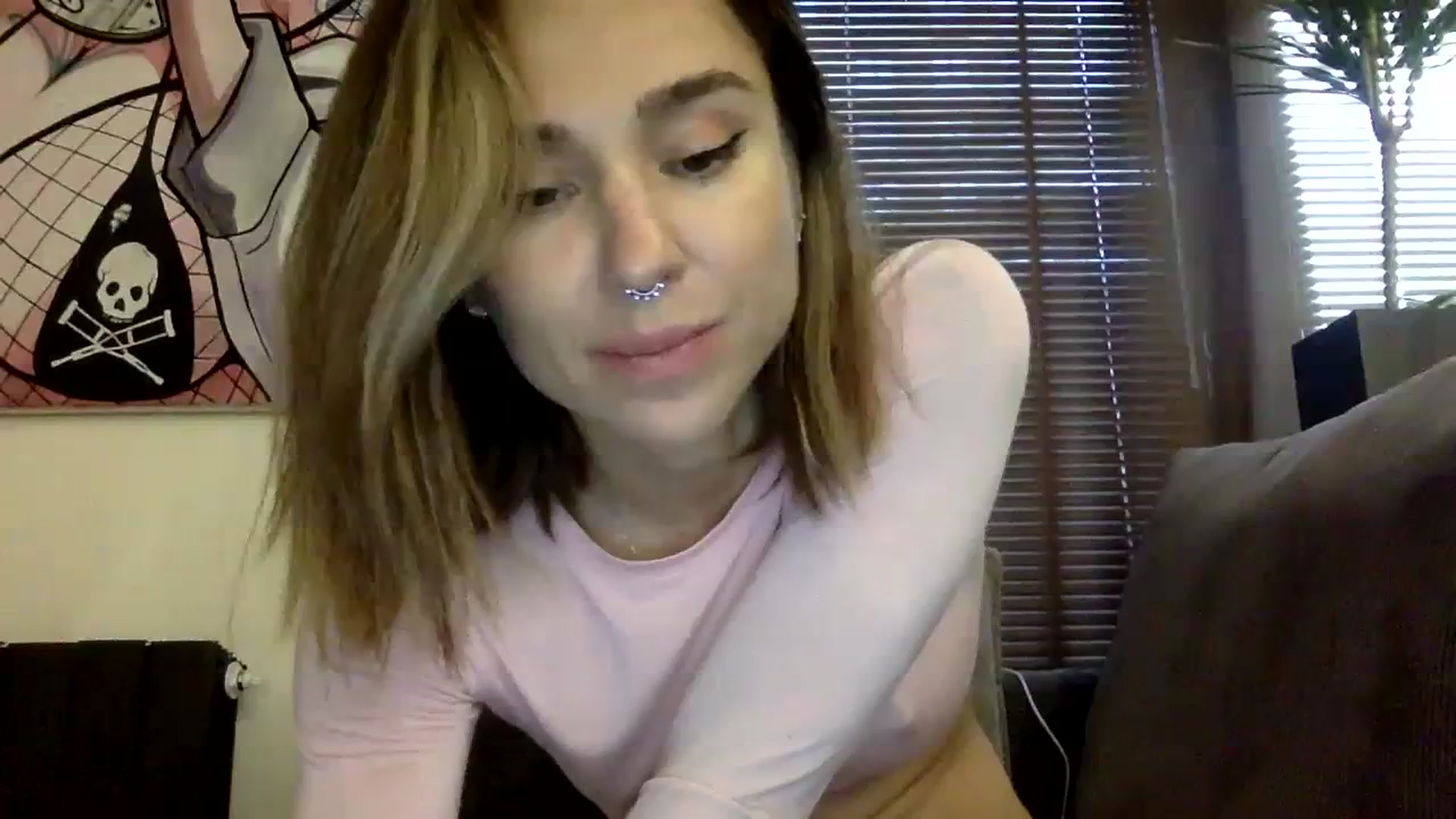 Gallery image thumbnail from EgoisticKitty's myfreecams stream on, 11/18/2023, 10:23 image 19 of 20